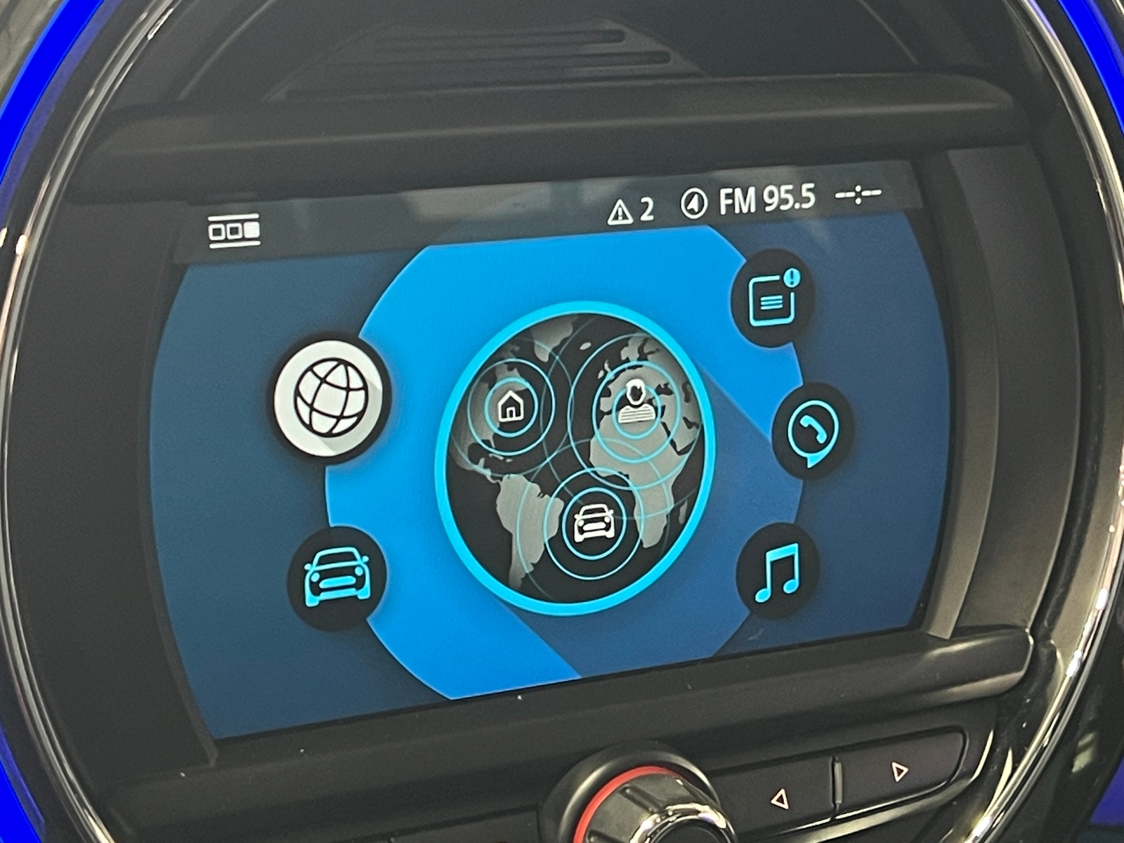 Thumbnail: 2019 MINI Cooper Countryman - 3