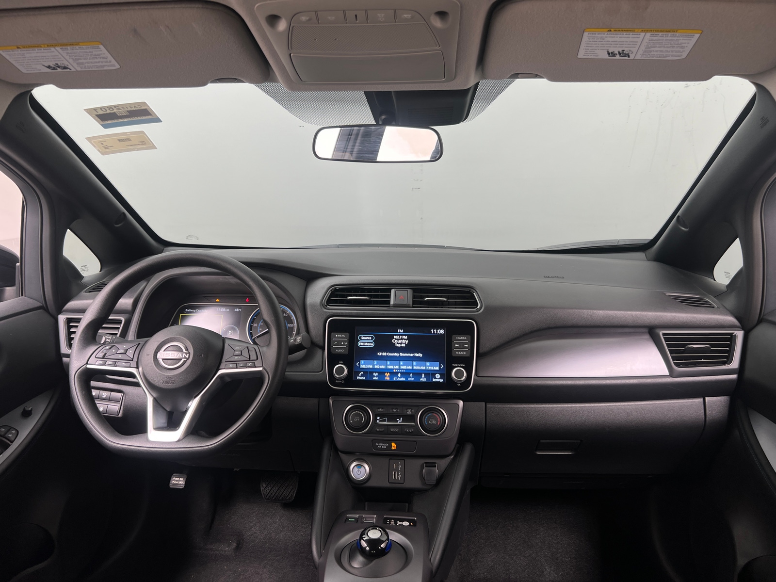 Thumbnail: 2025 Nissan Leaf - 3