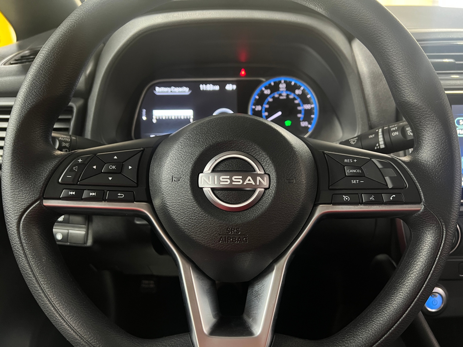 Thumbnail: 2025 Nissan Leaf - 5