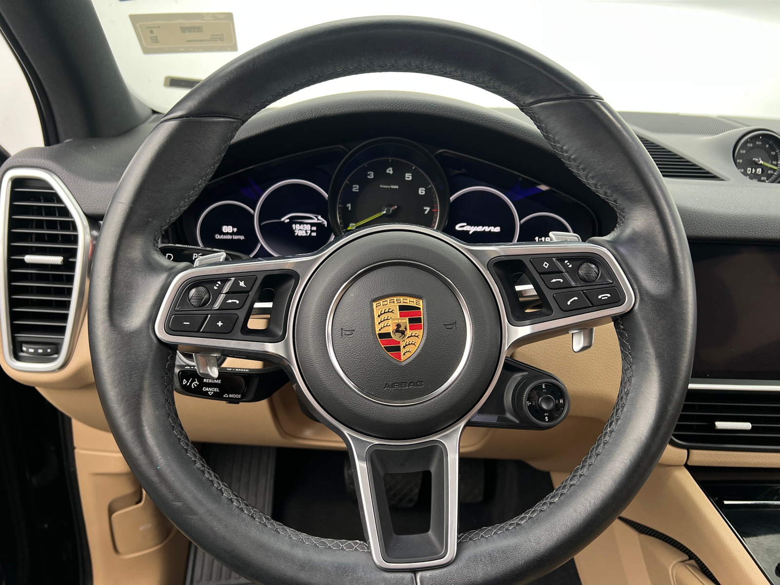 Thumbnail: 2021 Porsche Cayenne - 4