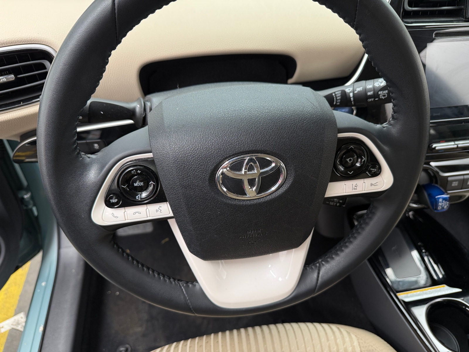 Thumbnail: 2017 Toyota Prius - 5