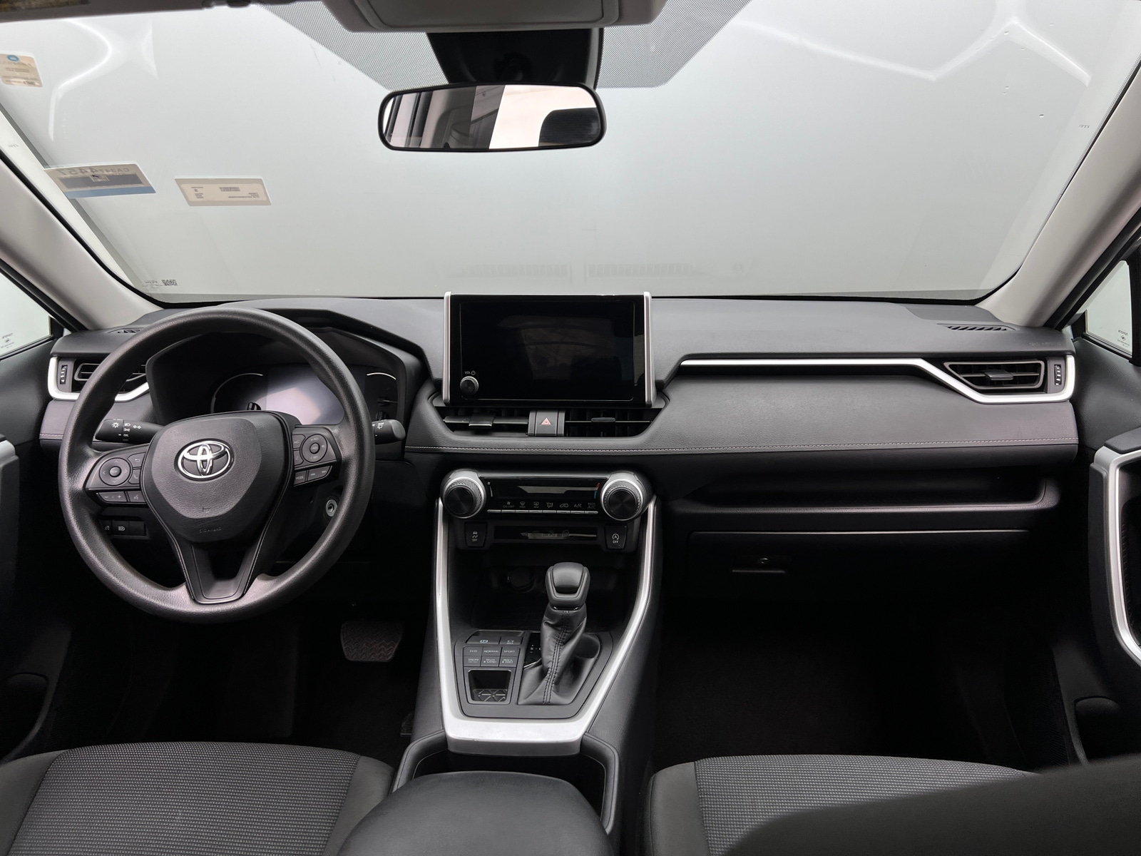 Thumbnail: 2024 Toyota RAV4 - 3