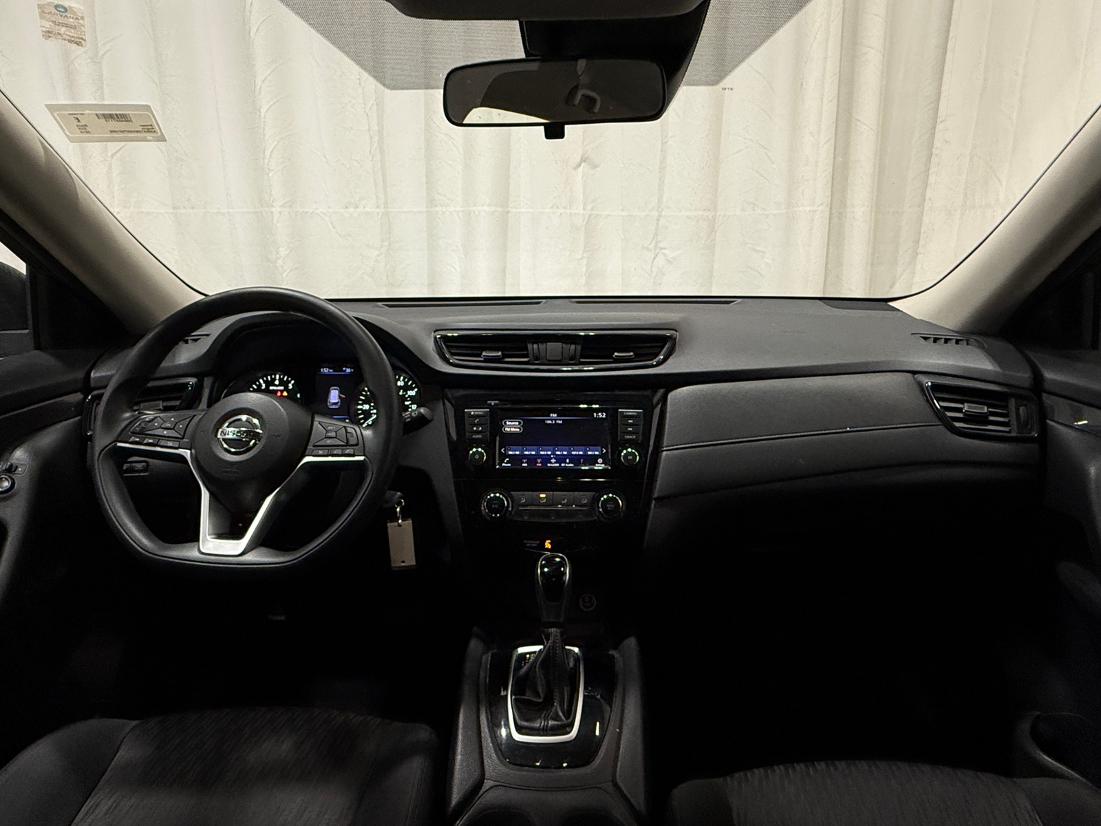 Thumbnail: 2019 Nissan Rogue - 3