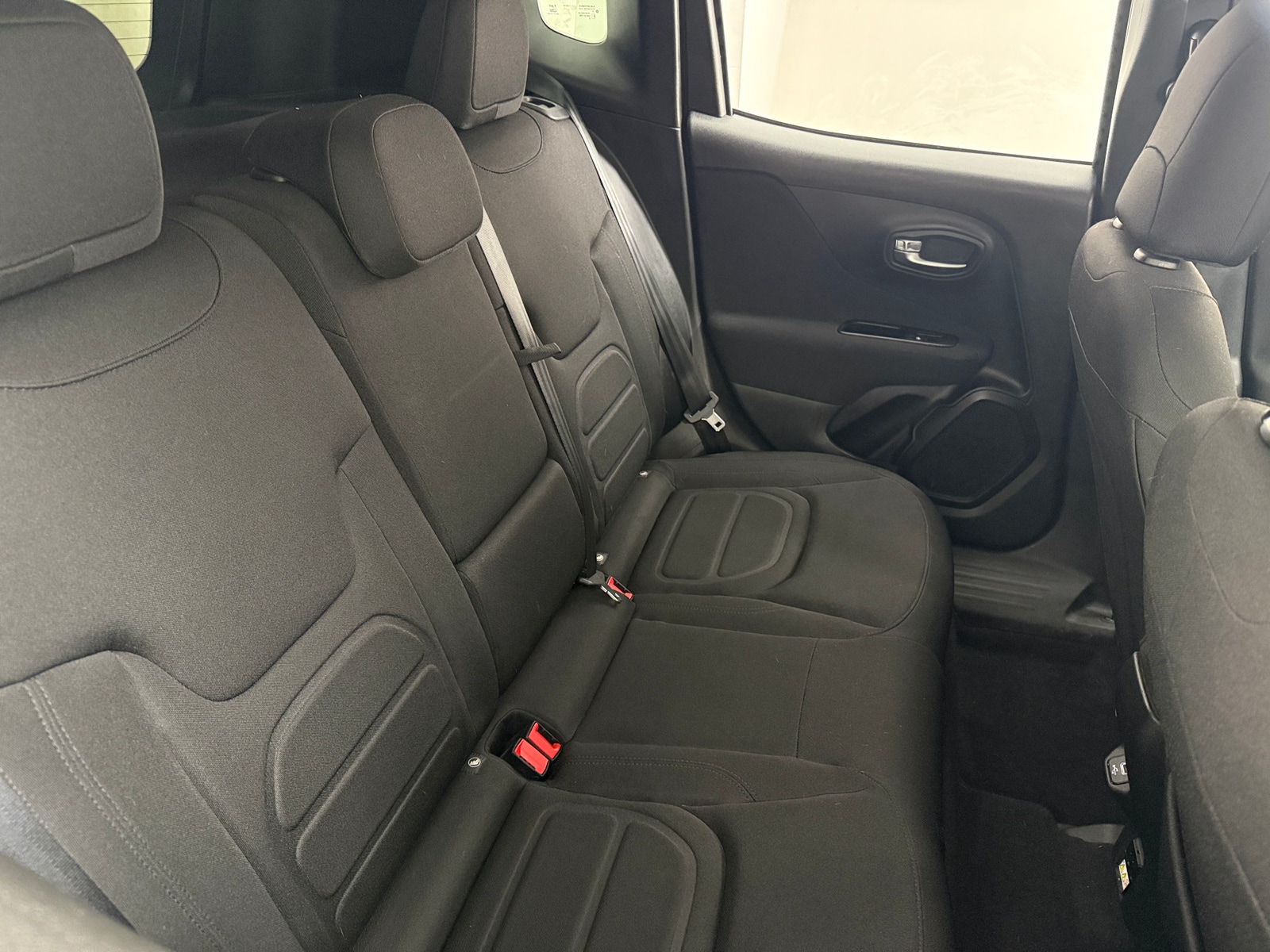 Thumbnail: 2021 Jeep Renegade - 6