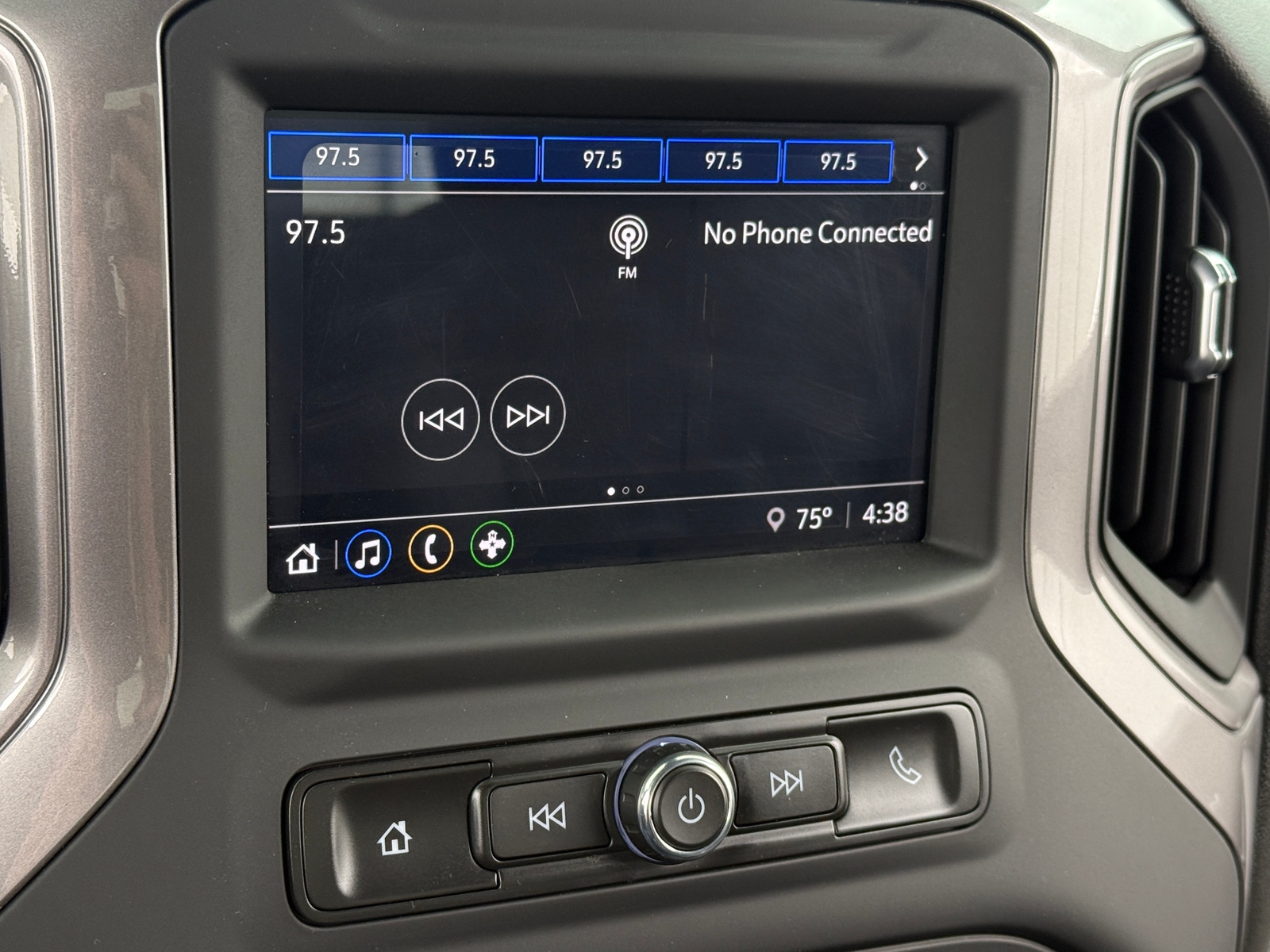 Thumbnail: 2024 Chevrolet Silverado 2500 - 4