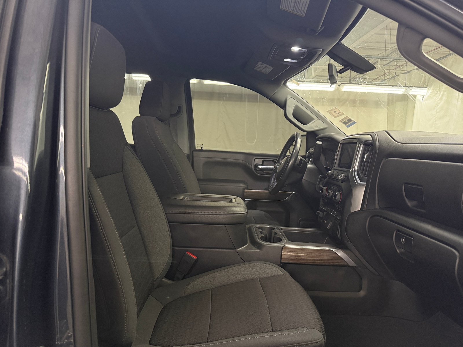 Thumbnail: 2021 Chevrolet Silverado 1500 - 2