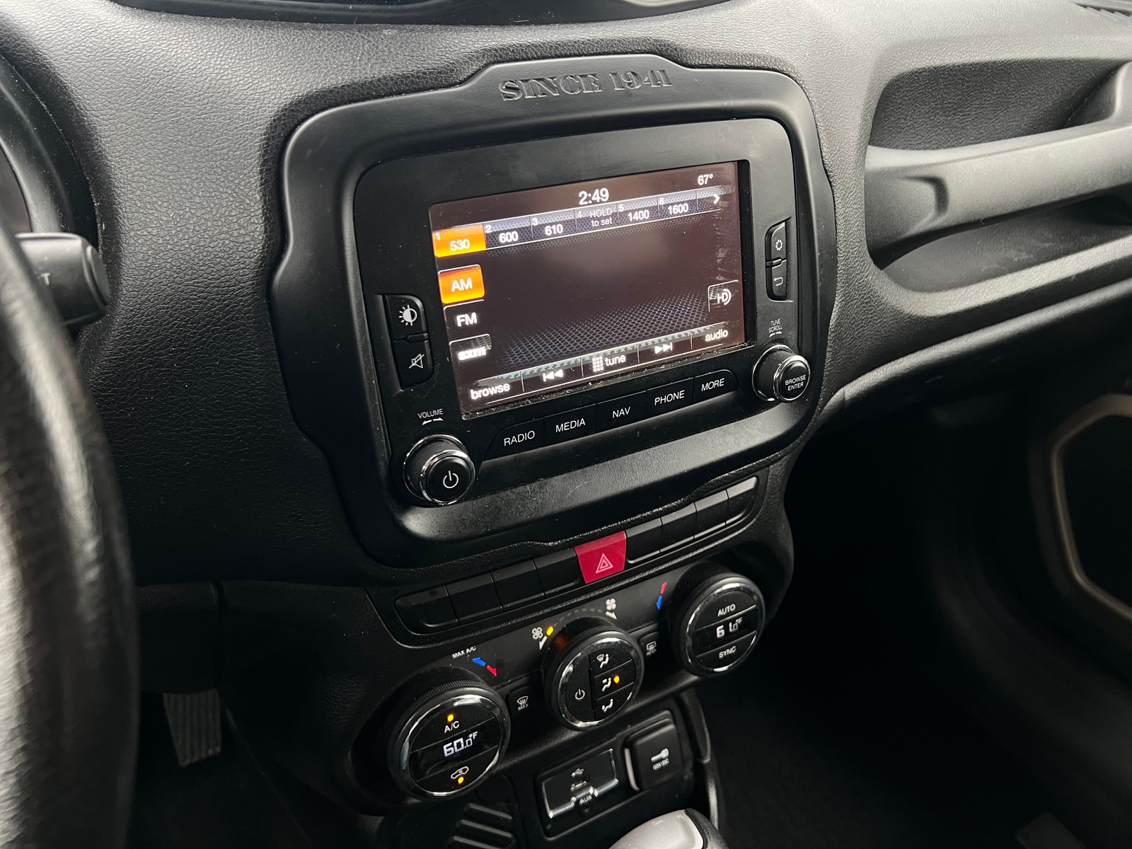 Thumbnail: 2015 Jeep Renegade - 4