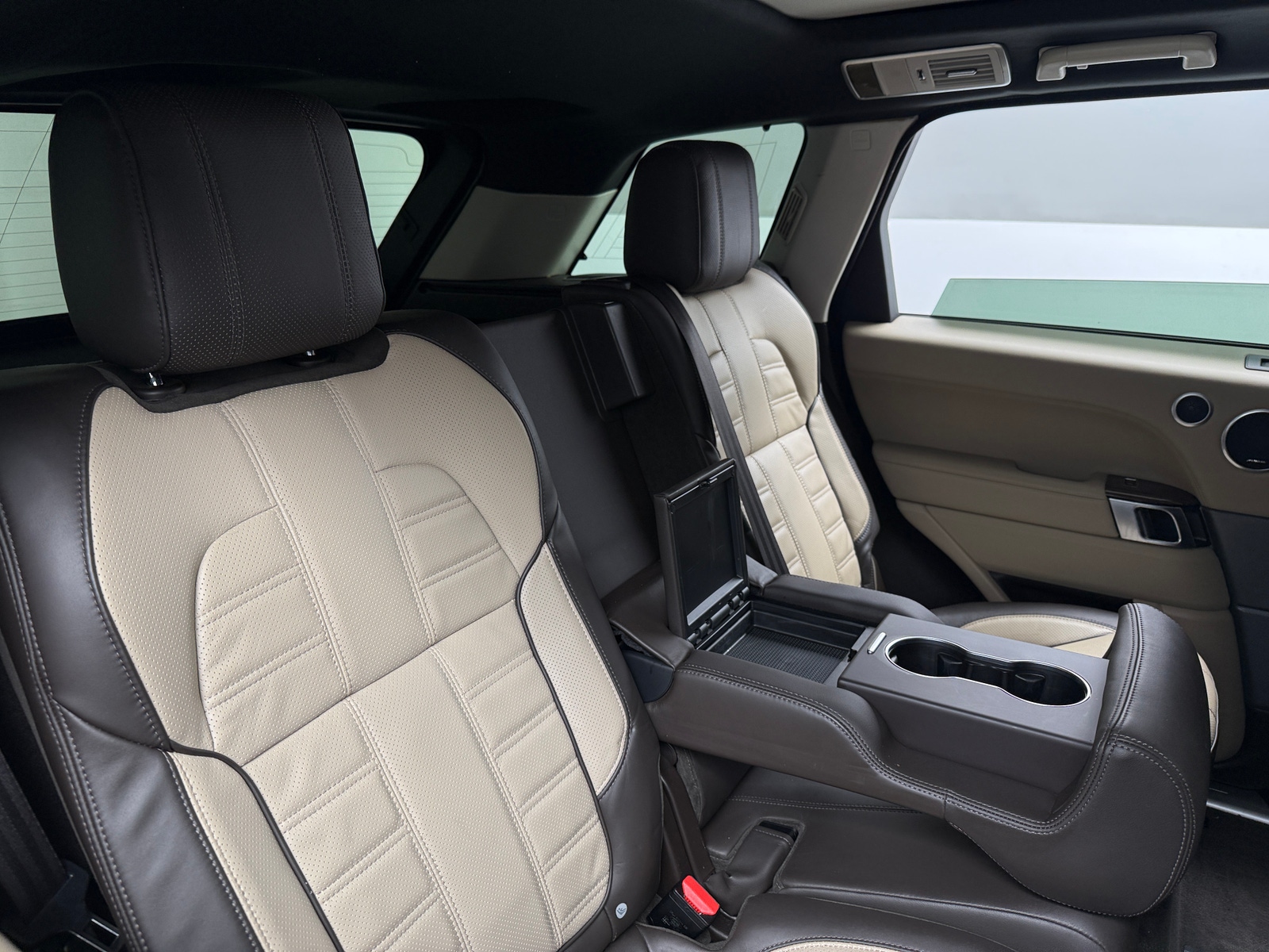 Thumbnail: 2014 Land Rover Range Rover Sport - 5