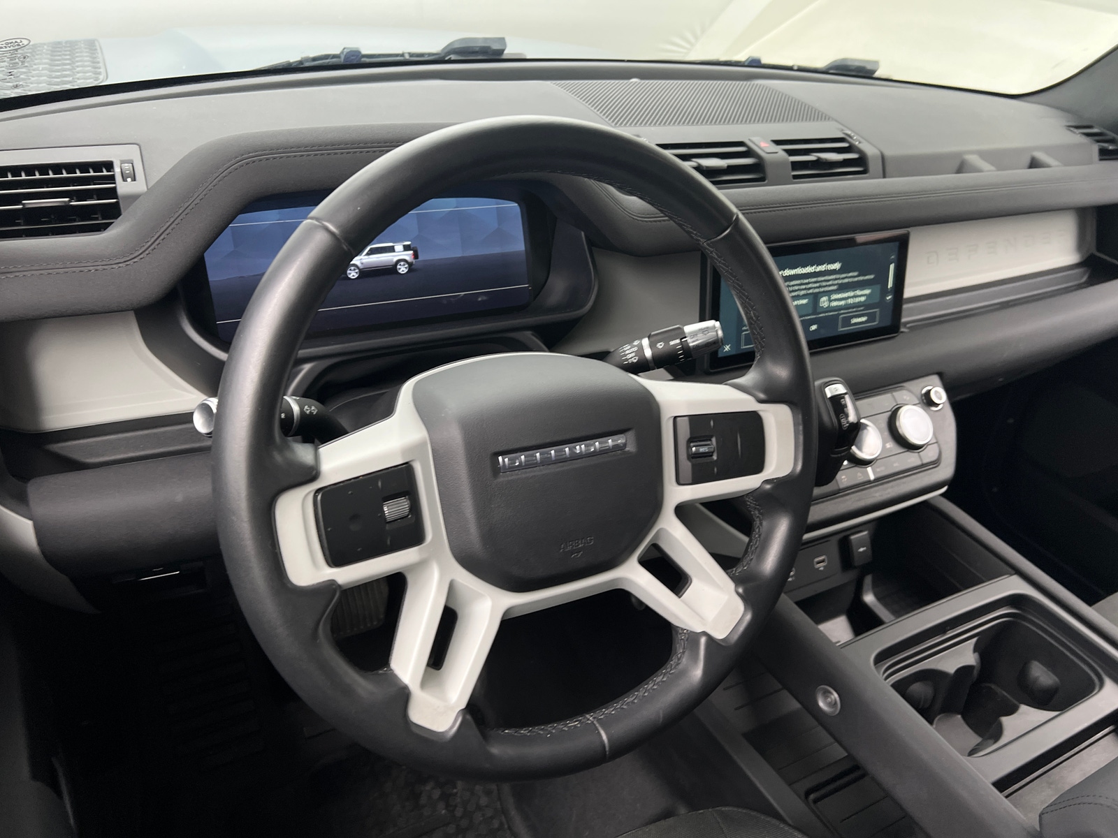 Thumbnail: 2020 Land Rover Defender - 4