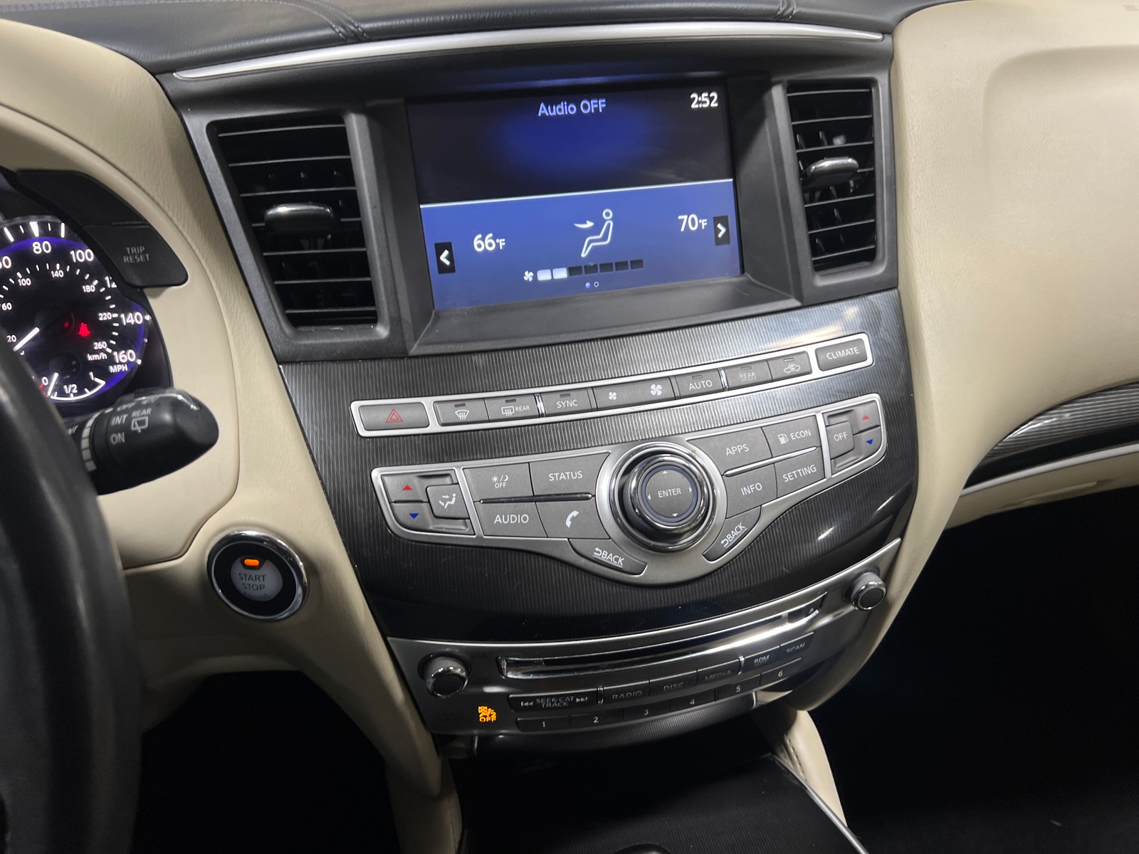 Thumbnail: 2019 INFINITI QX60 - 3