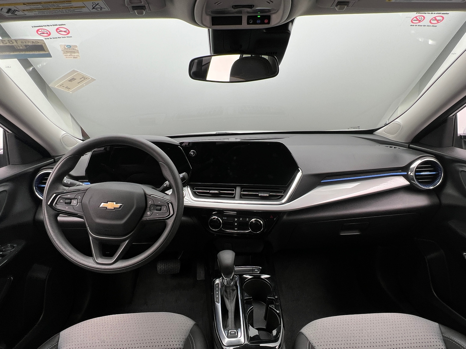 Thumbnail: 2025 Chevrolet Trax - 3