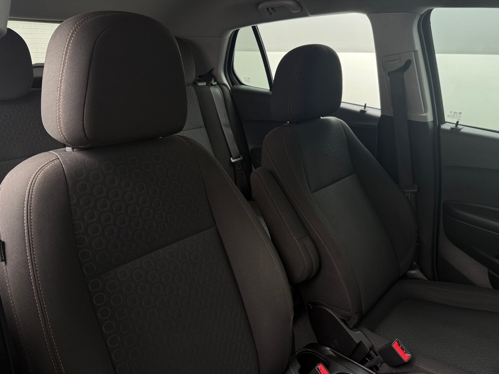 Thumbnail: 2021 Chevrolet Trax - 2