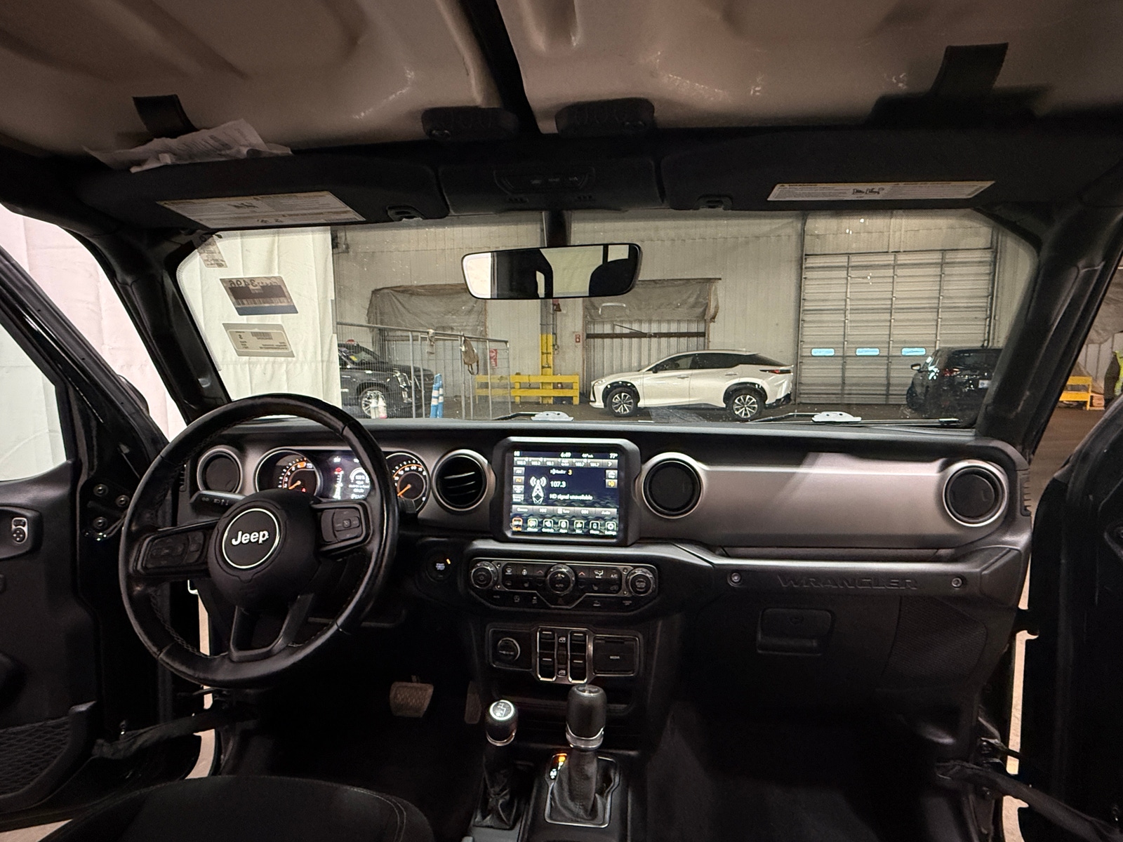 Thumbnail: 2021 Jeep Wrangler - 3