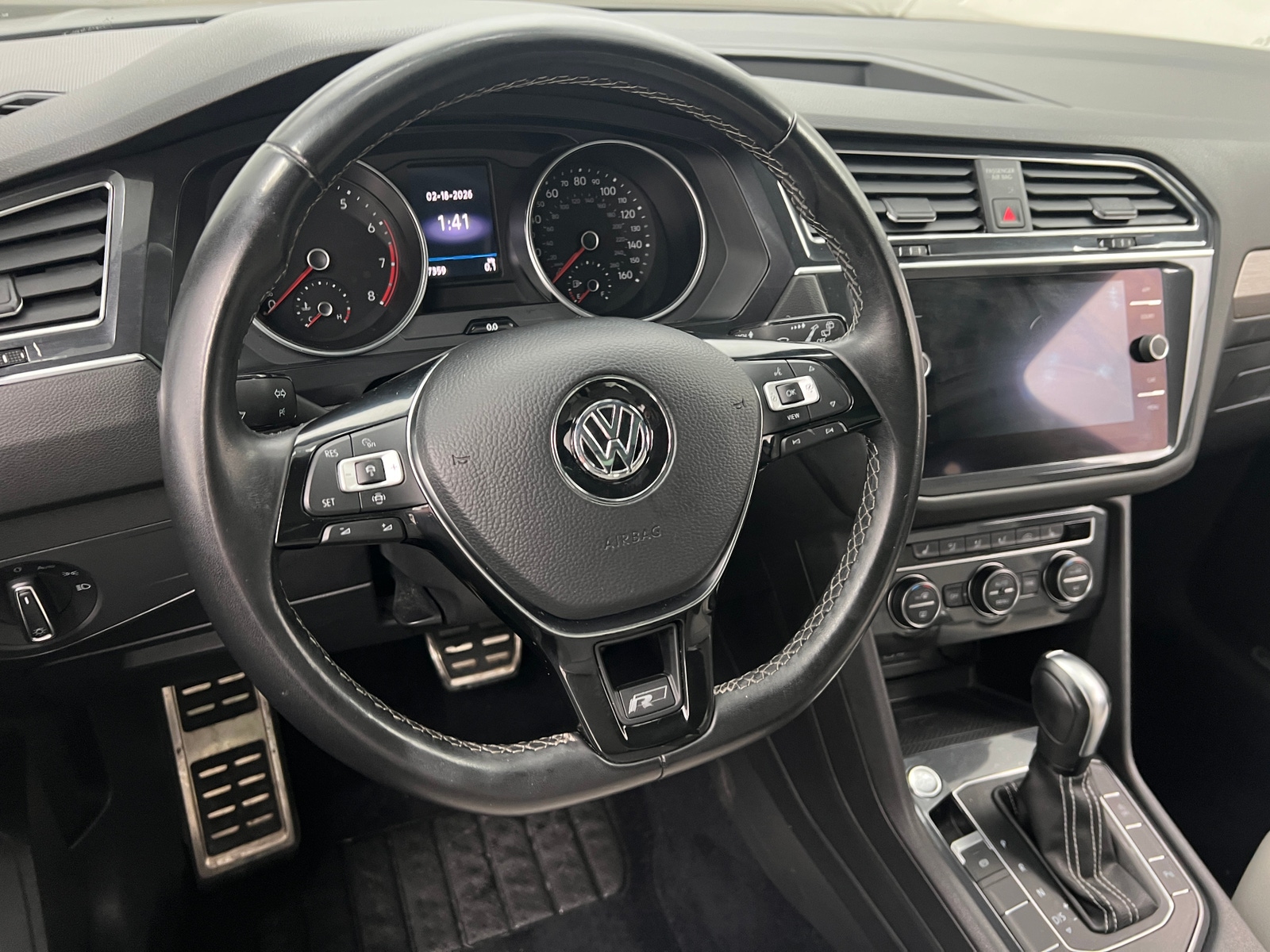 Thumbnail: 2021 Volkswagen Tiguan - 4