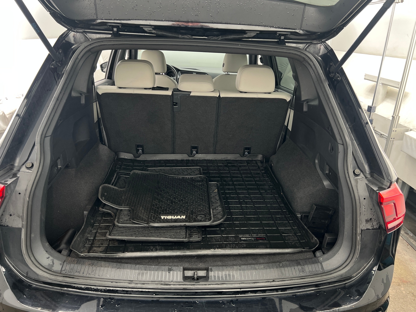 Thumbnail: 2021 Volkswagen Tiguan - 6