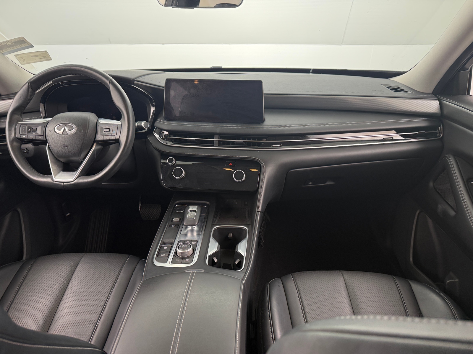 Thumbnail: 2023 INFINITI QX60 - 2