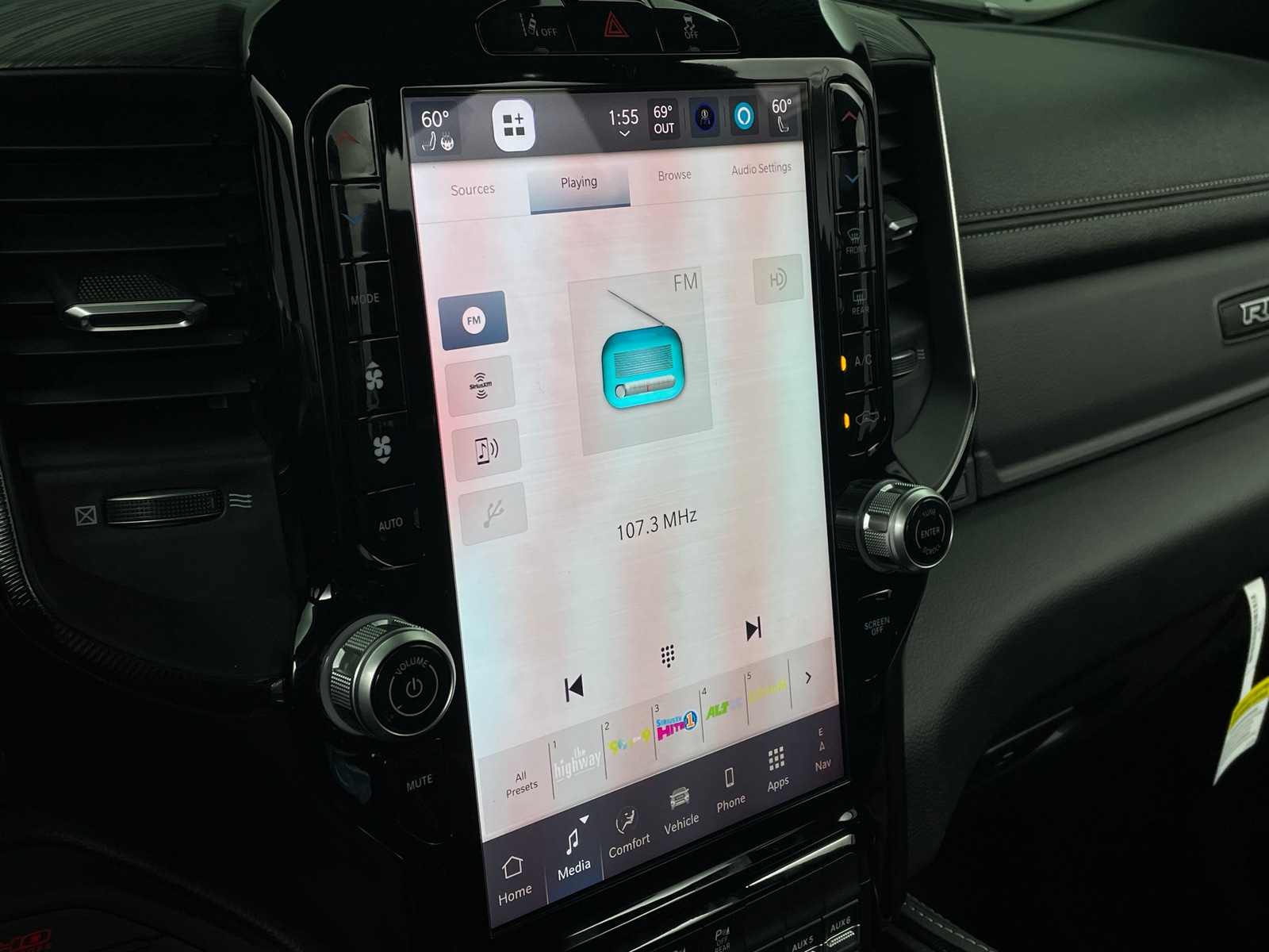 Thumbnail: 2026 RAM 1500 - 3