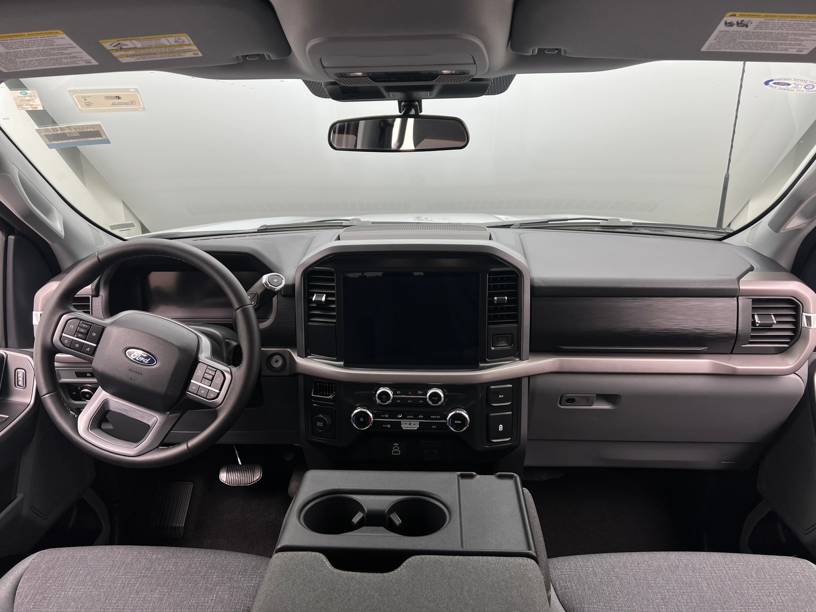 Thumbnail: 2025 Ford Econoline - 3