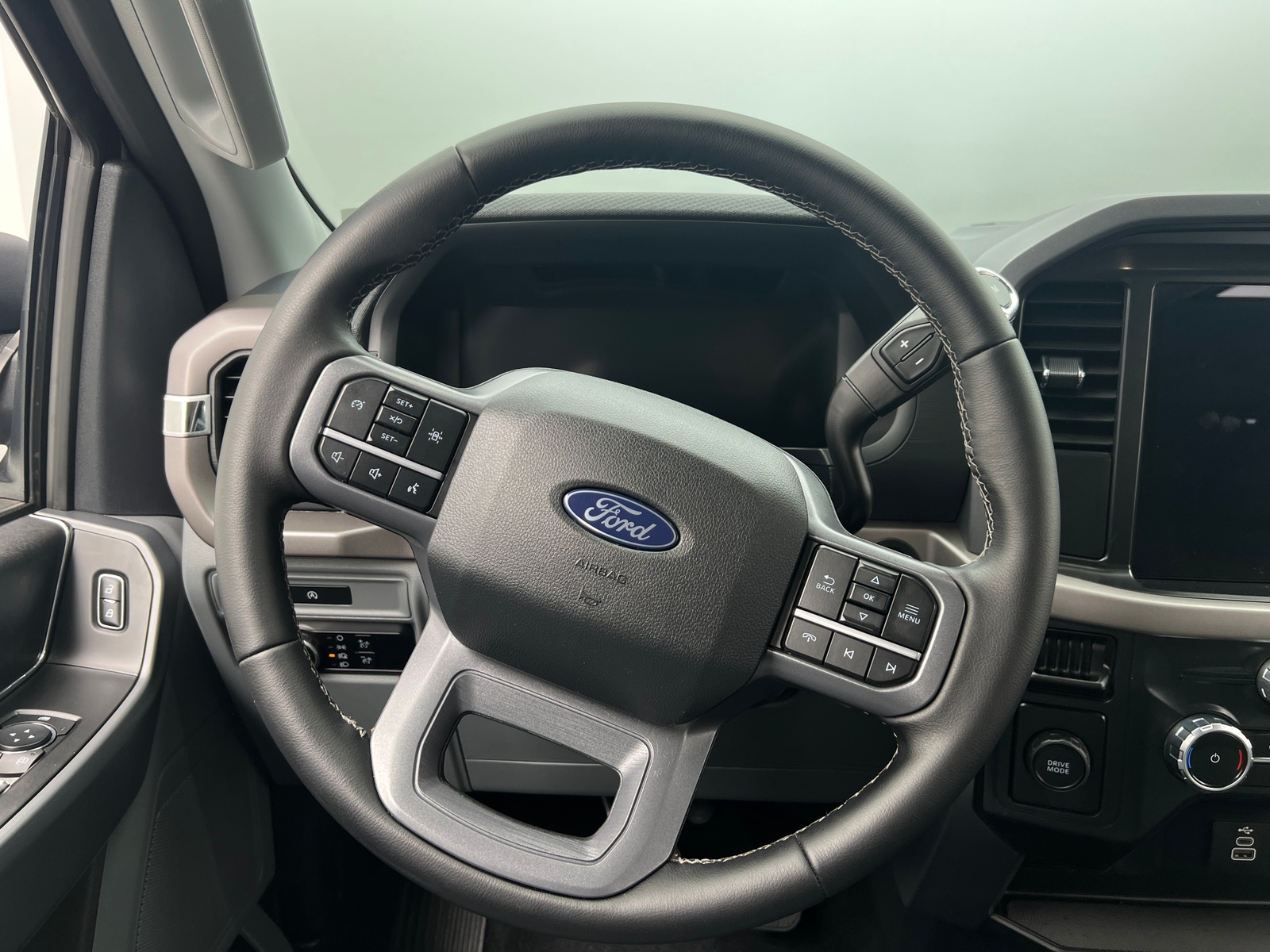 Thumbnail: 2025 Ford Econoline - 5