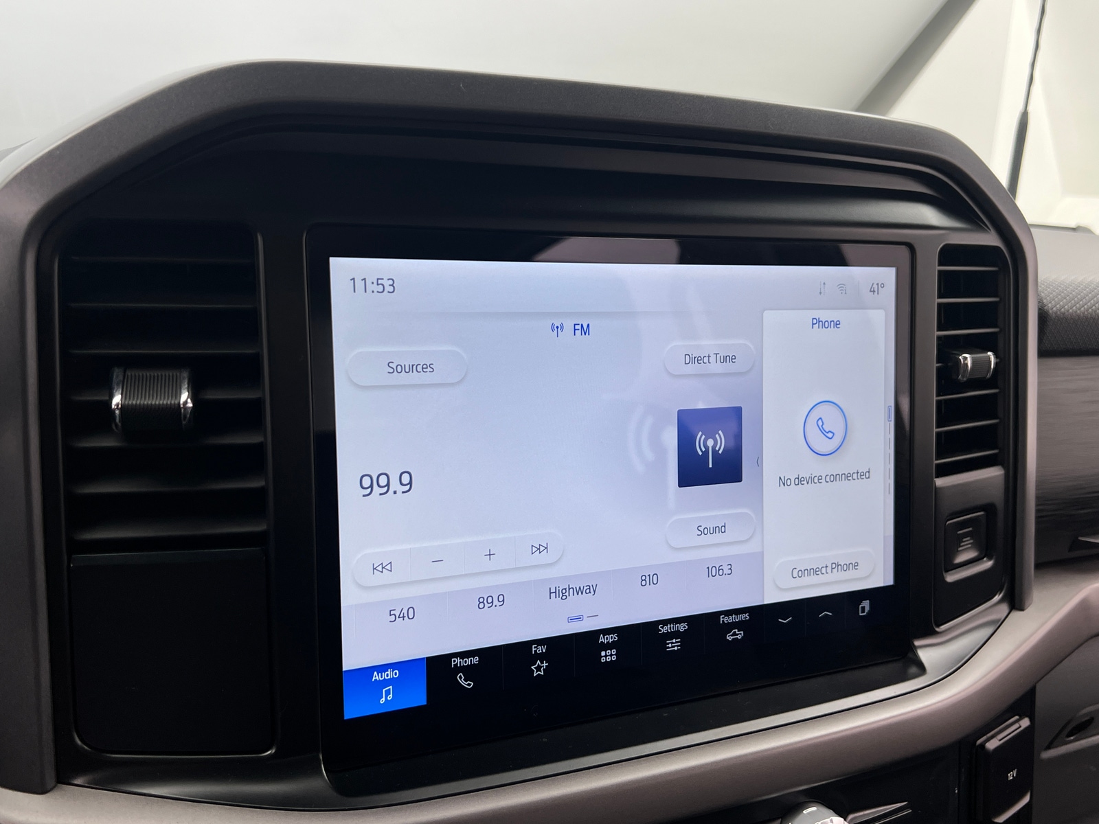 Thumbnail: 2025 Ford Econoline - 4