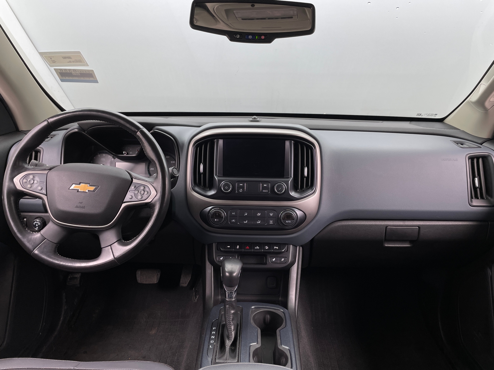 Thumbnail: 2022 Chevrolet Colorado - 3