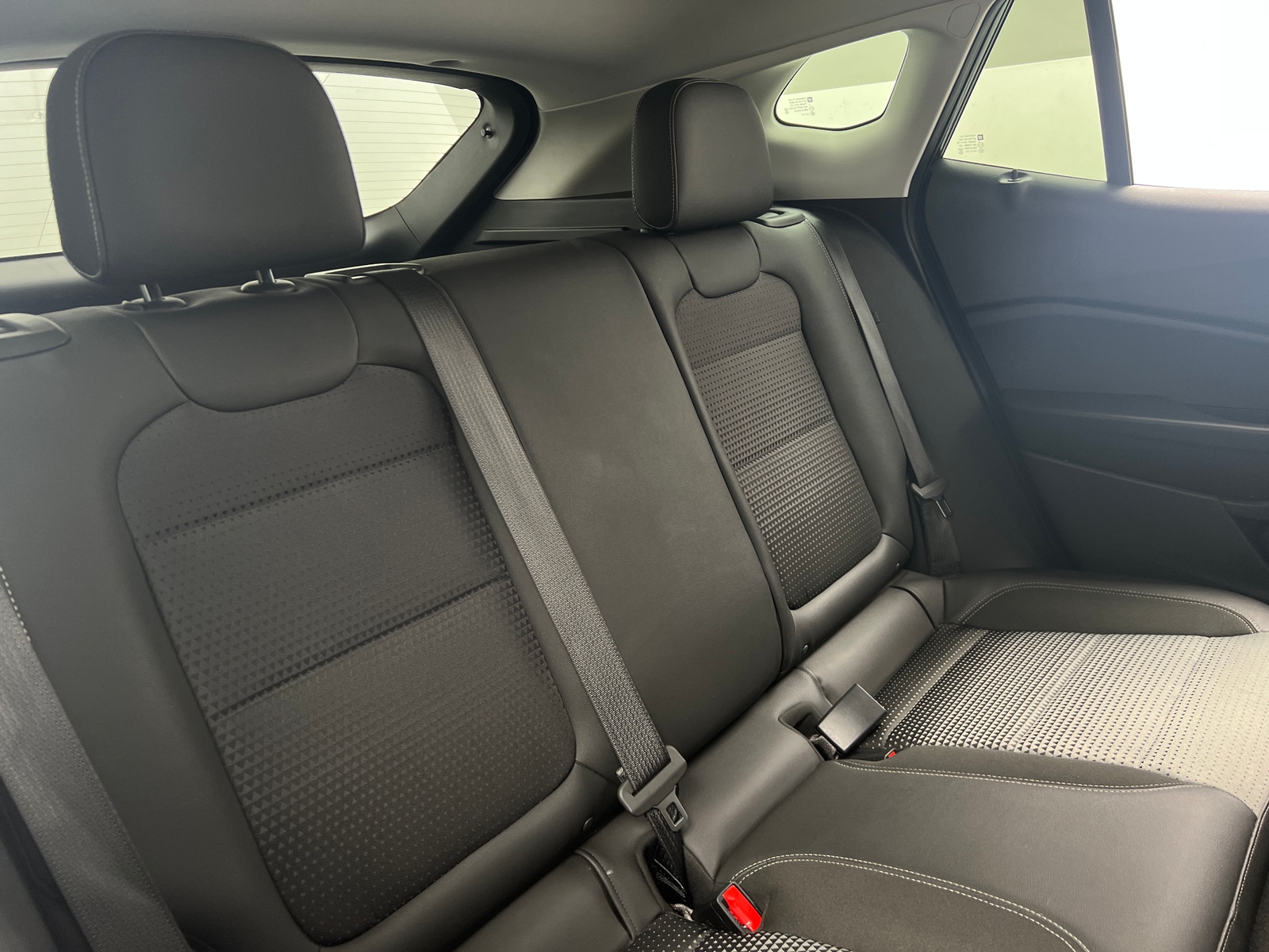 Thumbnail: 2025 Chevrolet Trax - 6