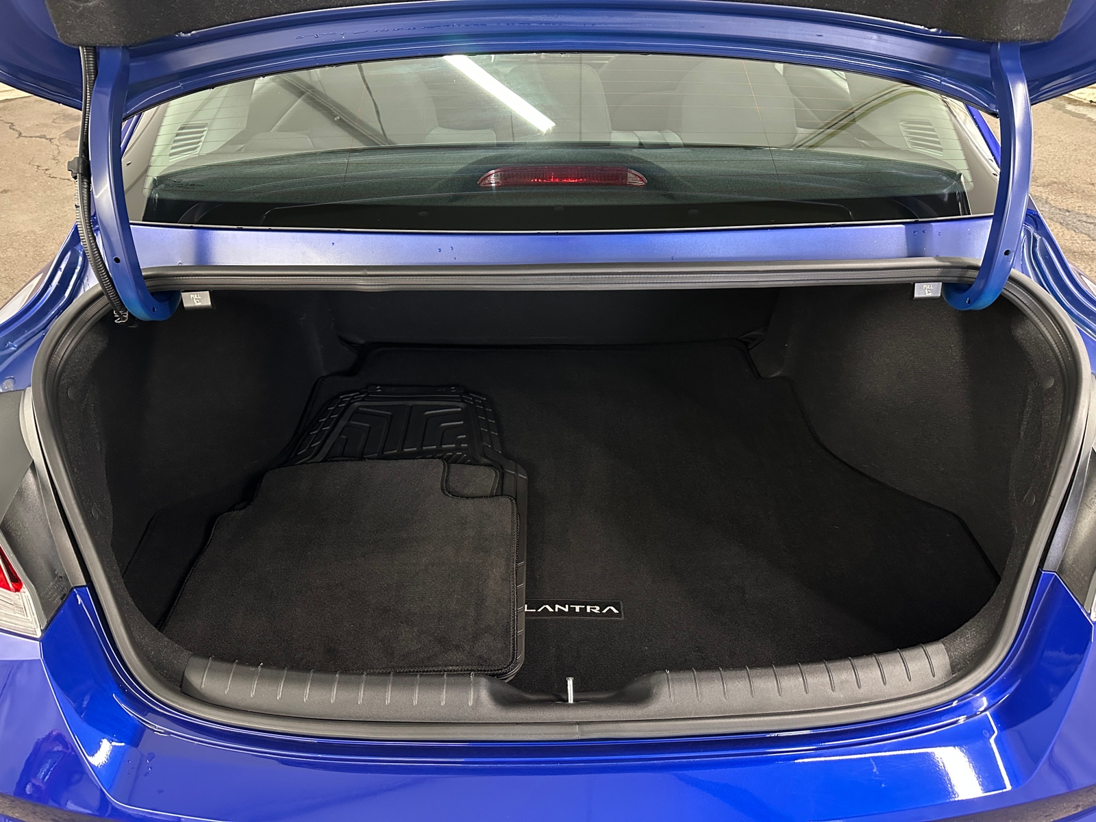 Thumbnail: 2023 Hyundai Elantra - 7