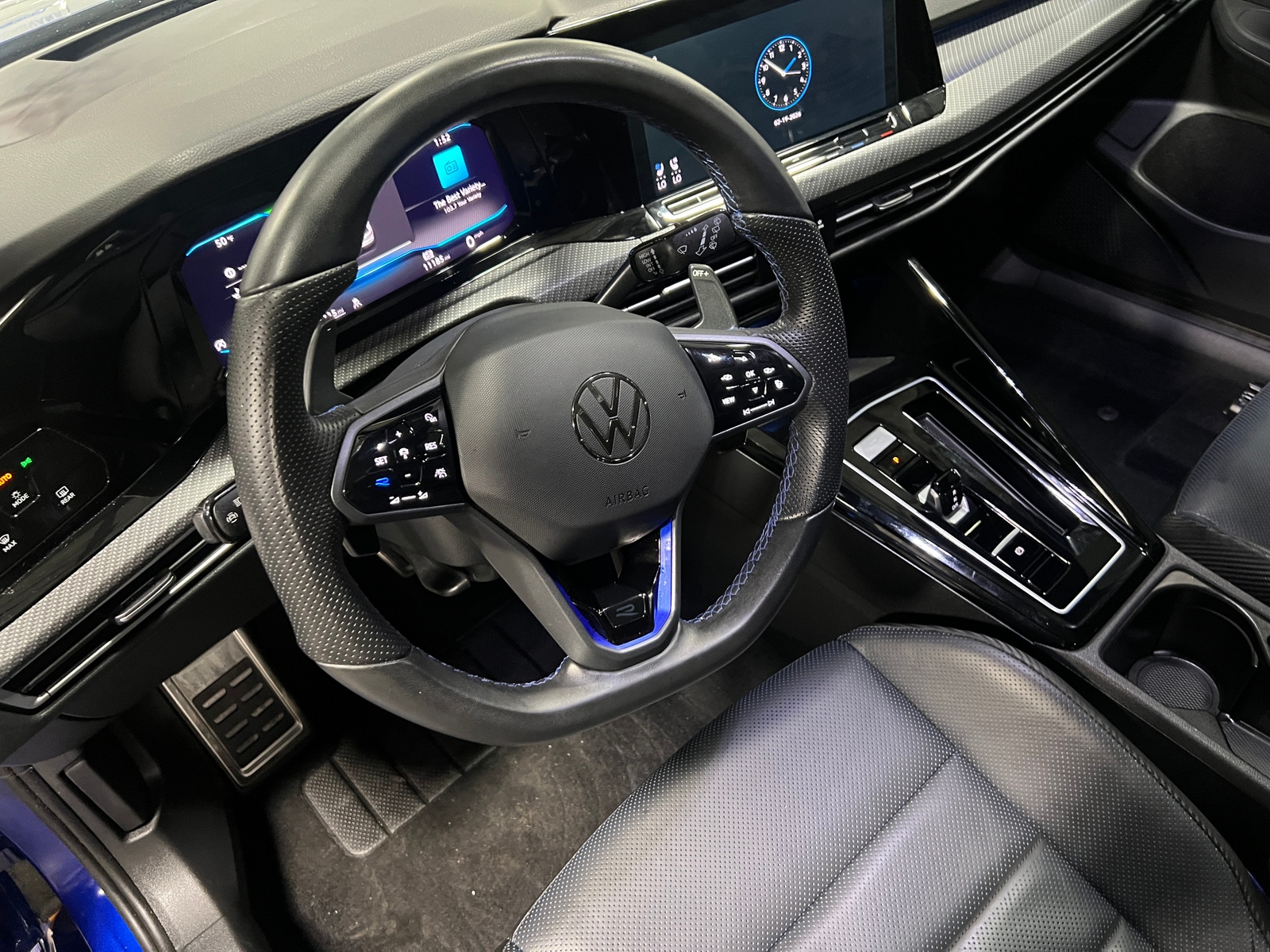 Thumbnail: 2024 Volkswagen Golf - 4