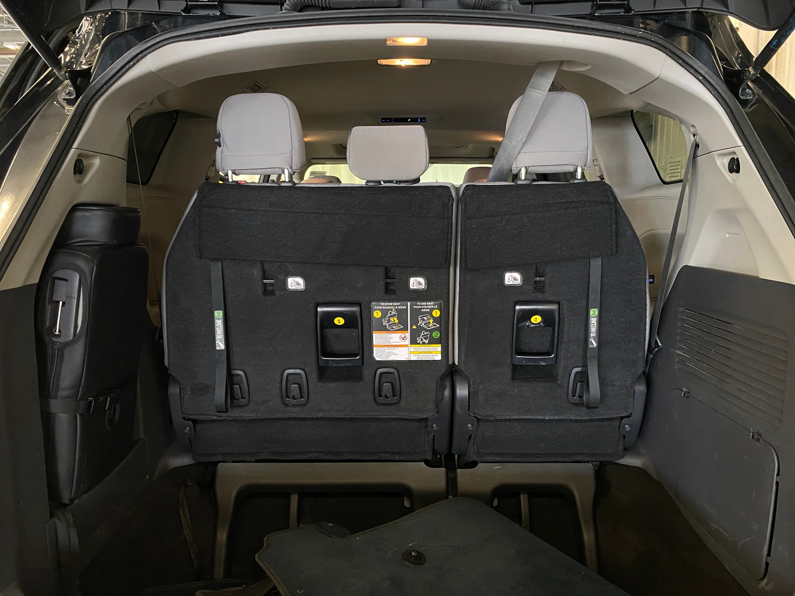 Thumbnail: 2023 Toyota Sienna - 7