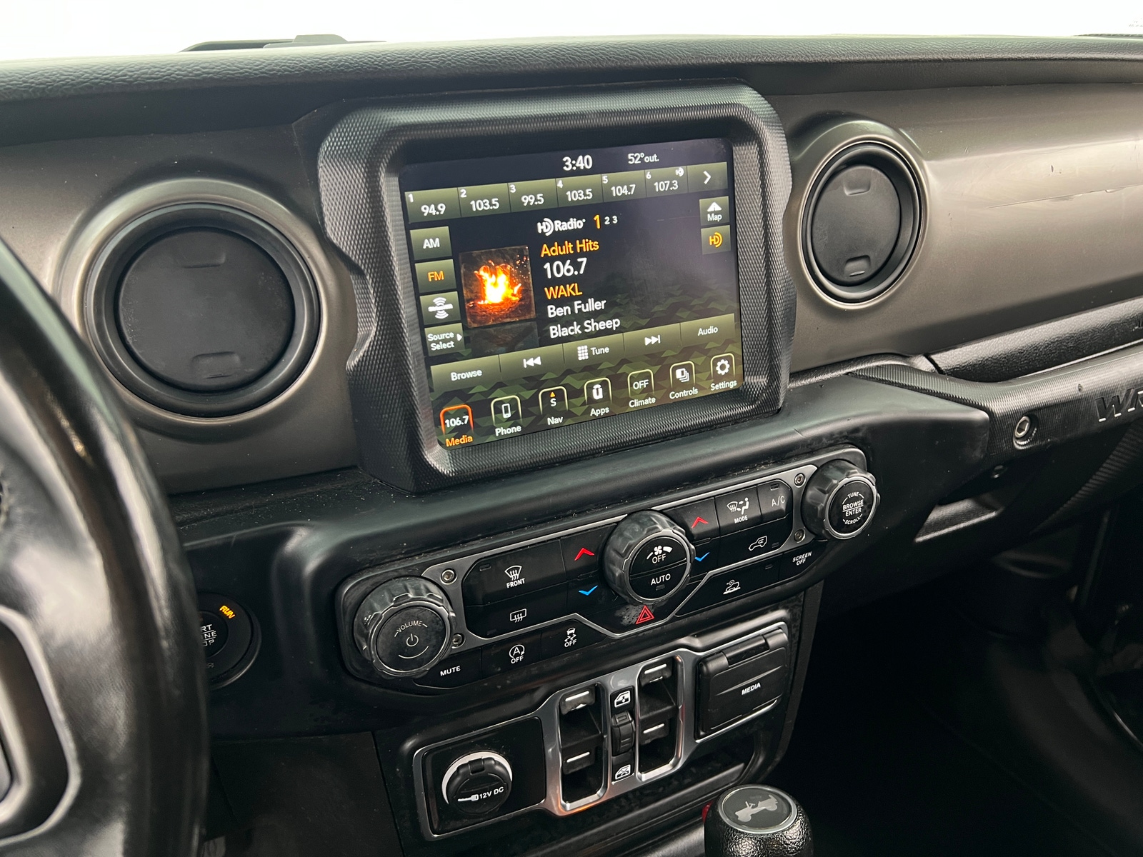 Thumbnail: 2022 Jeep Wrangler - 4