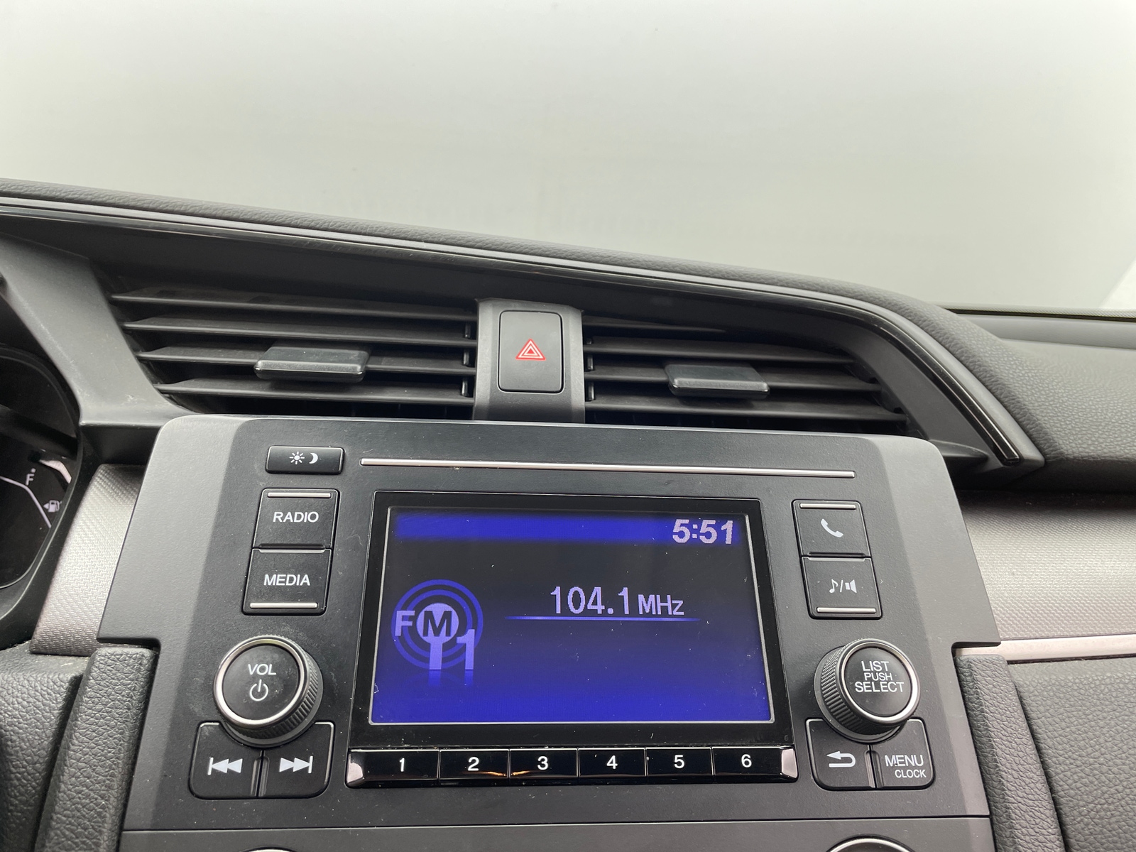 Thumbnail: 2016 Honda Civic - 4