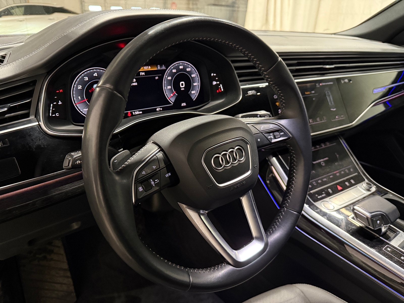 Thumbnail: 2020 Audi Q8 - 4