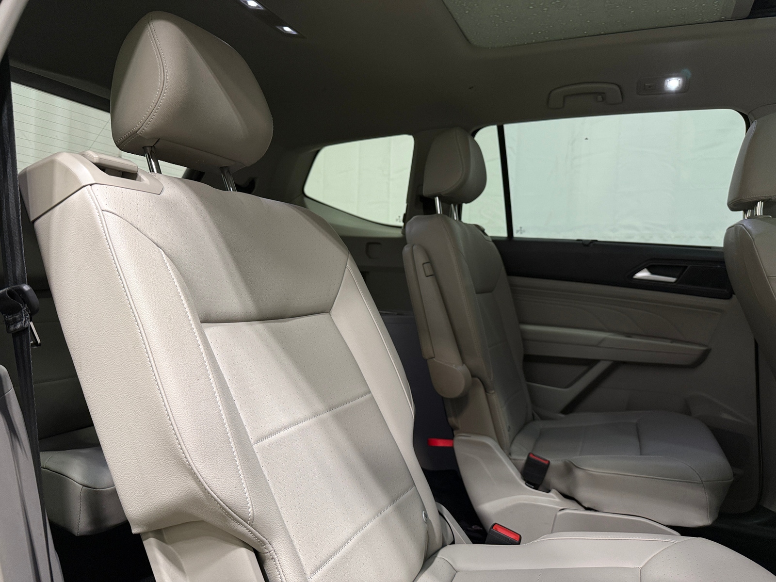 Thumbnail: 2022 Volkswagen Atlas - 5