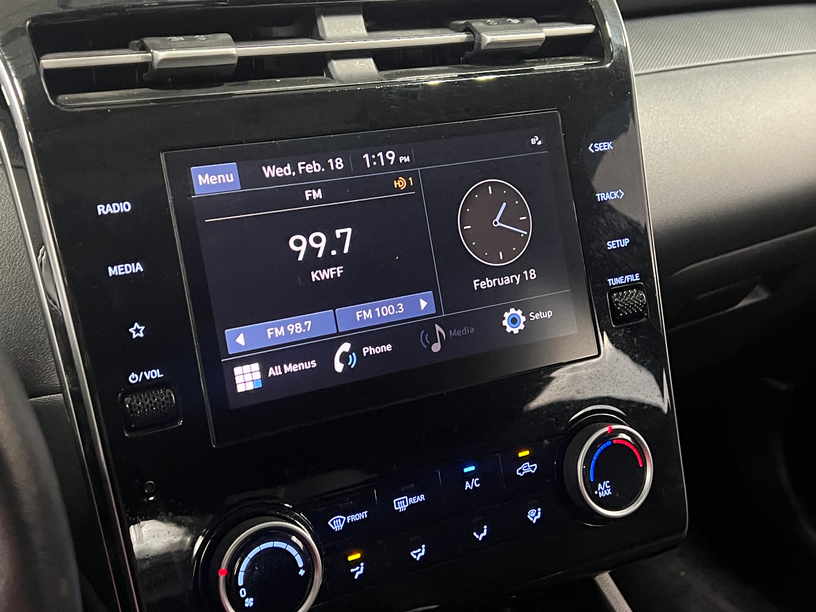 Thumbnail: 2023 Hyundai Santa Cruz - 4