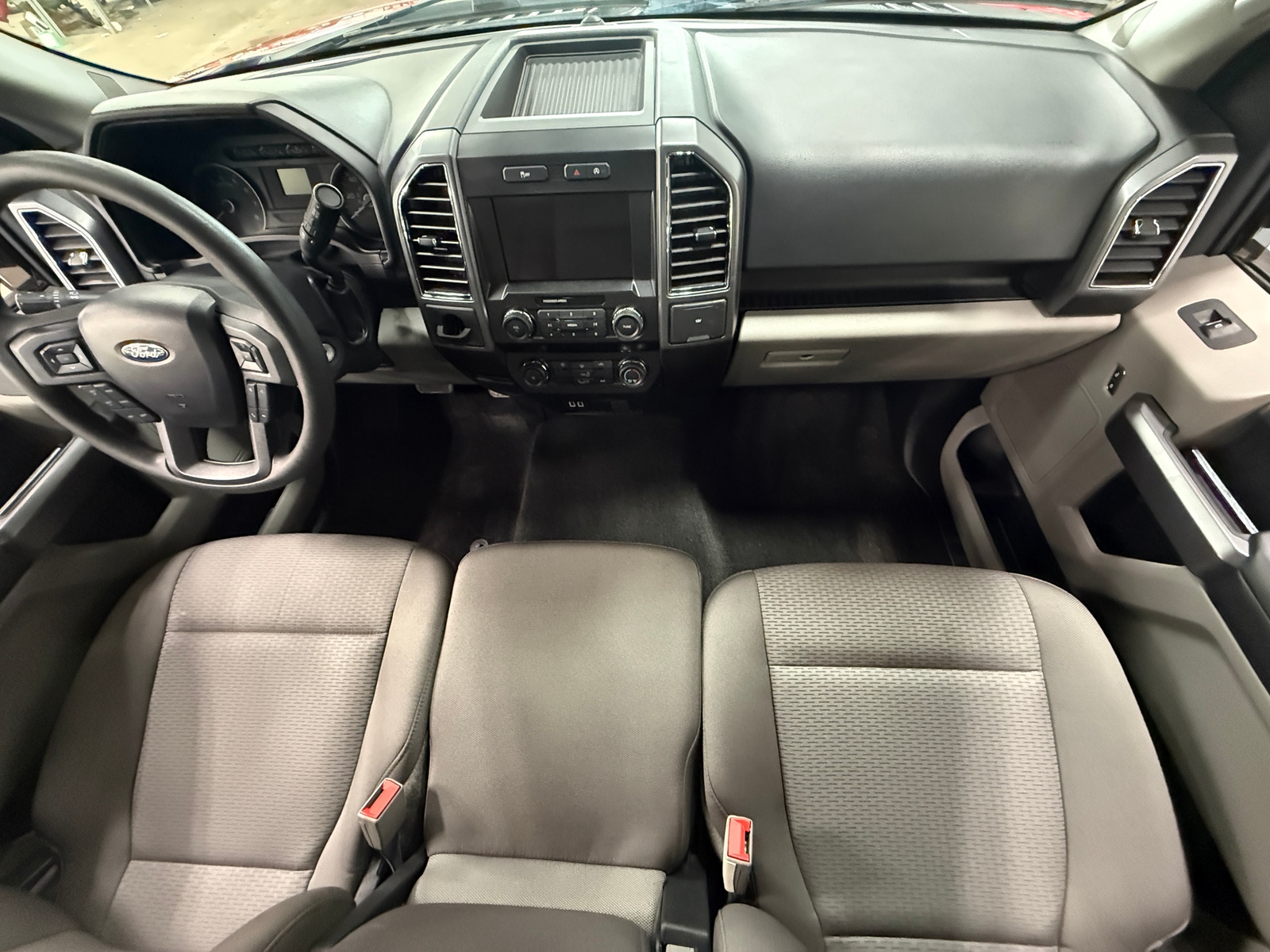 Thumbnail: 2020 Ford Econoline - 3