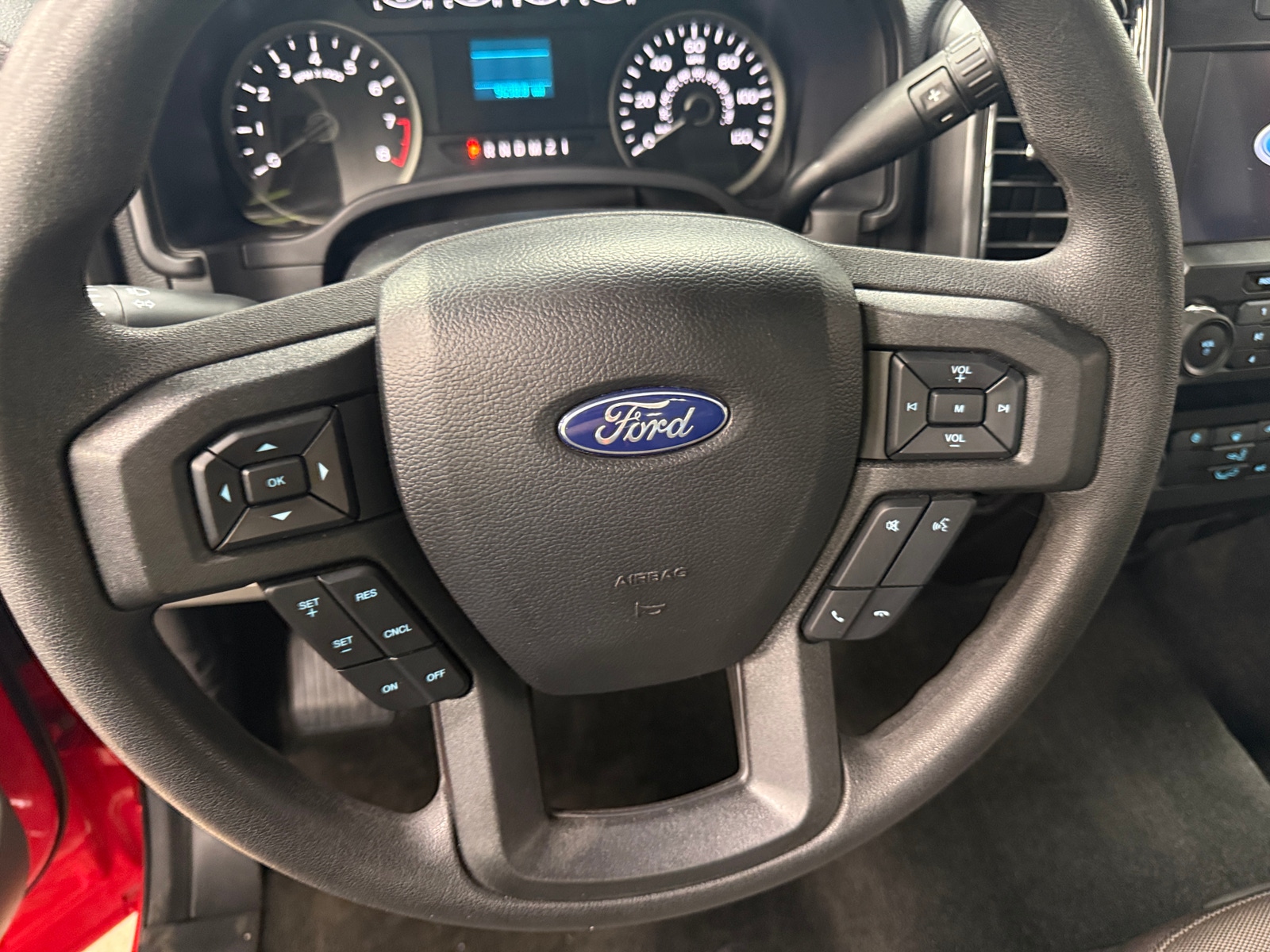 Thumbnail: 2020 Ford Econoline - 5