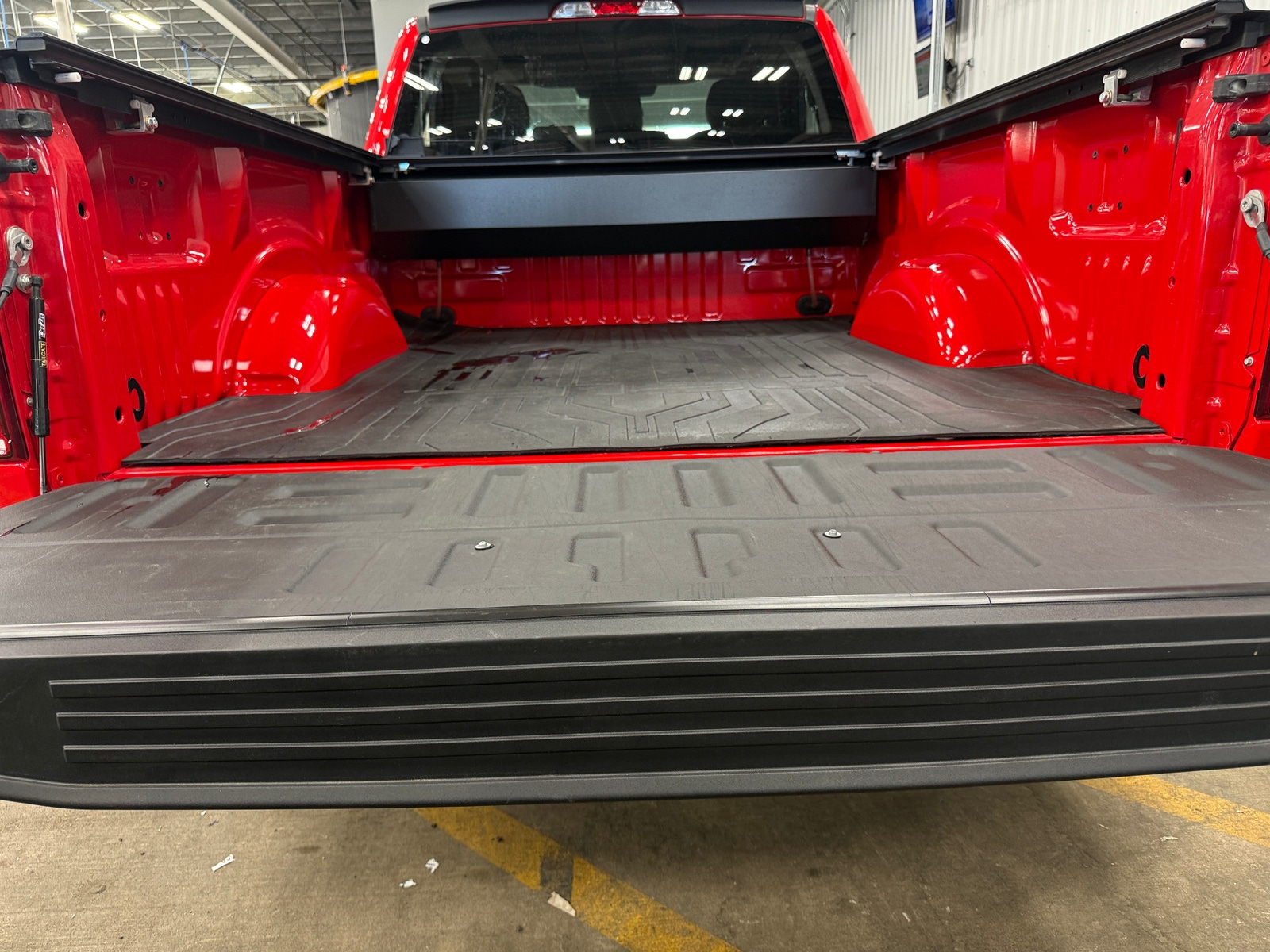 Thumbnail: 2020 Ford Econoline - 6