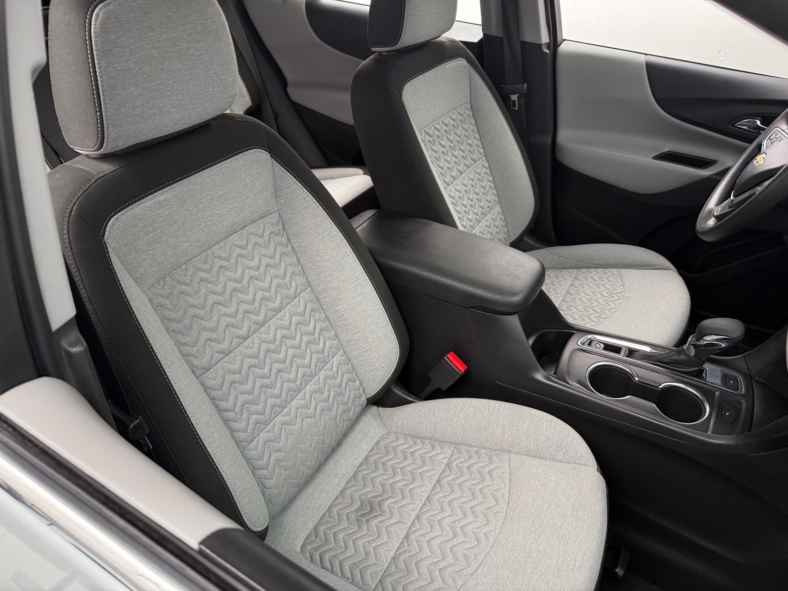 Thumbnail: 2023 Chevrolet Equinox - 2