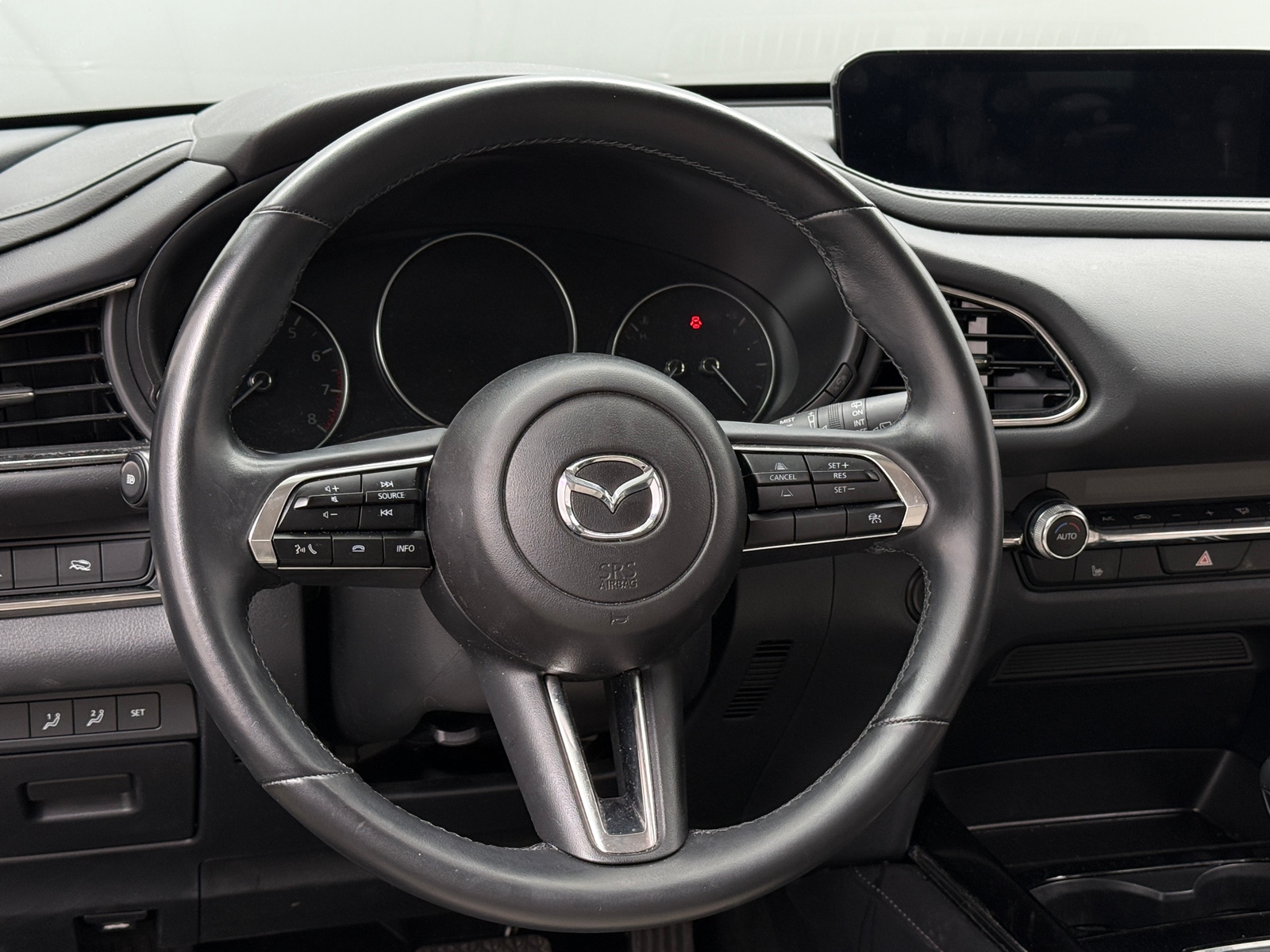 Thumbnail: 2025 Mazda CX-30 - 4