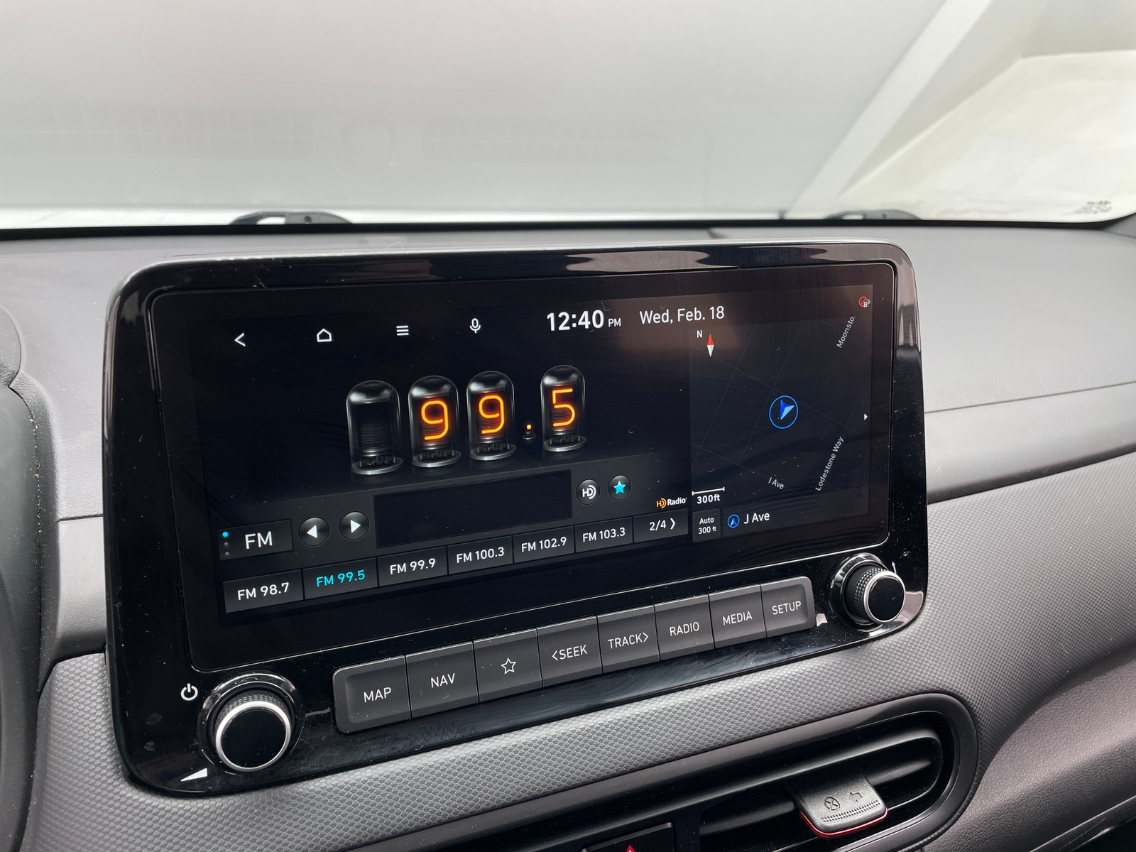 Thumbnail: 2022 Hyundai Kona - 4