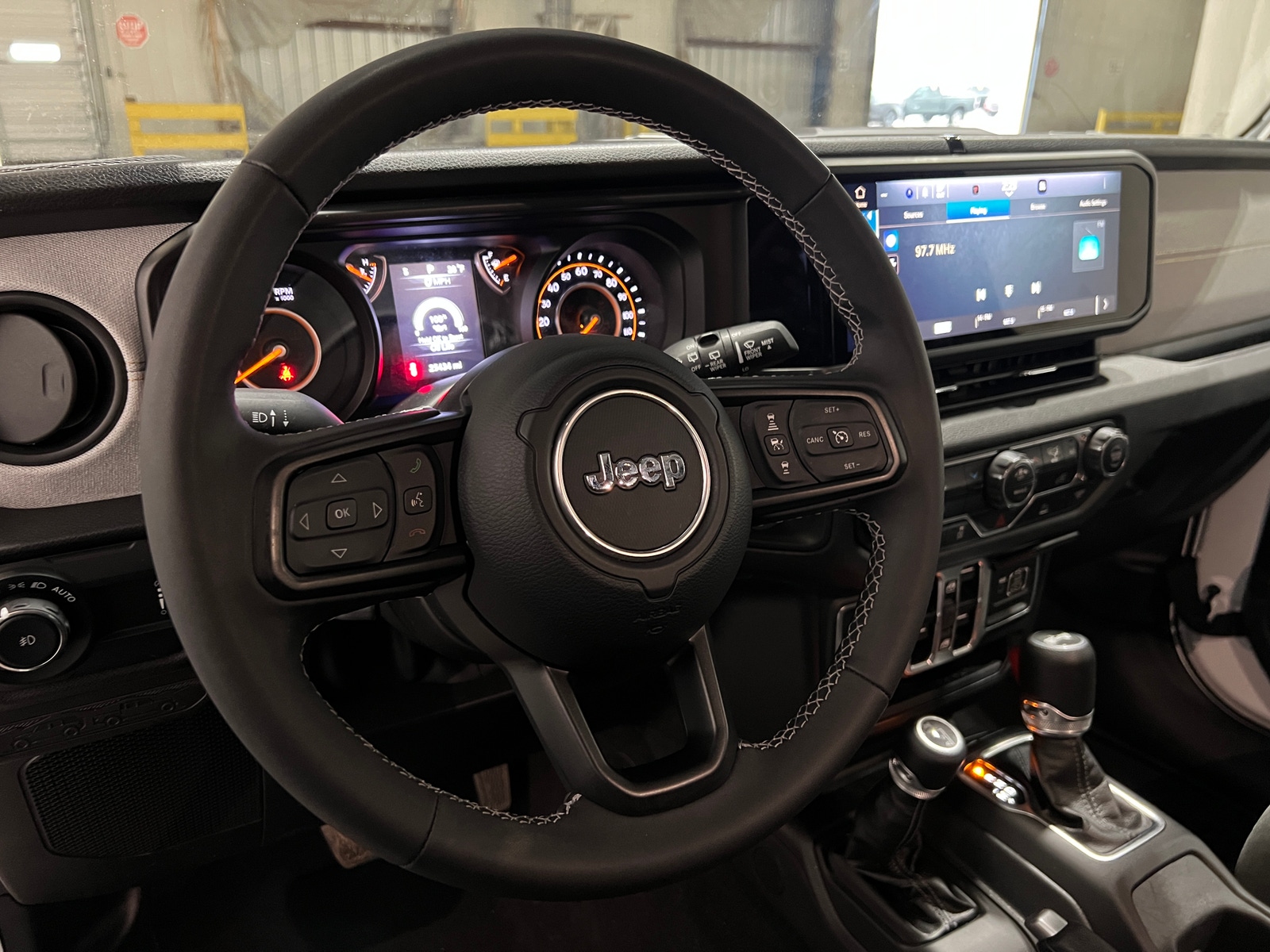 Thumbnail: 2025 Jeep Wrangler - 5