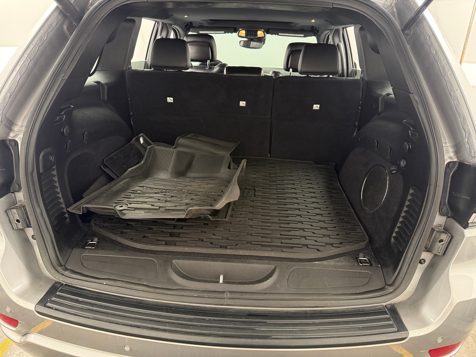 Thumbnail: 2021 Jeep Grand Cherokee - 7