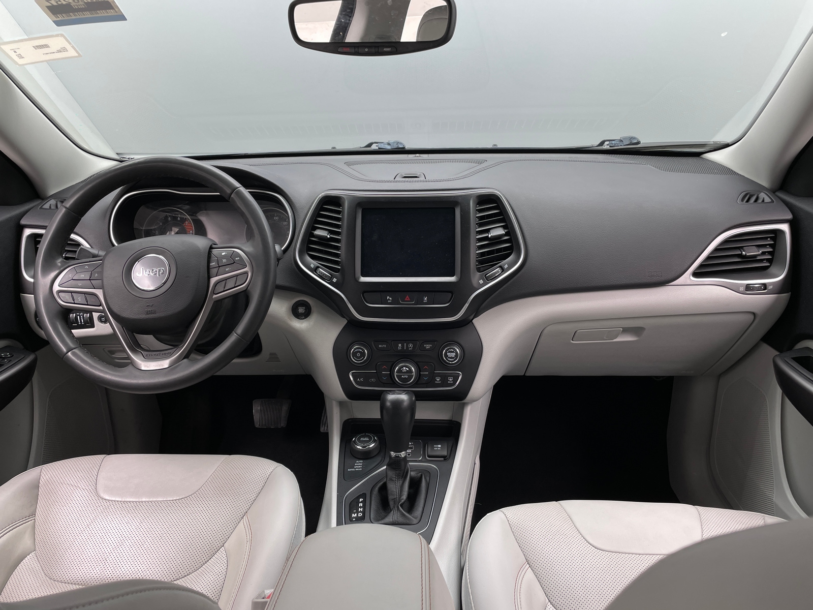 Thumbnail: 2022 Jeep Cherokee - 2