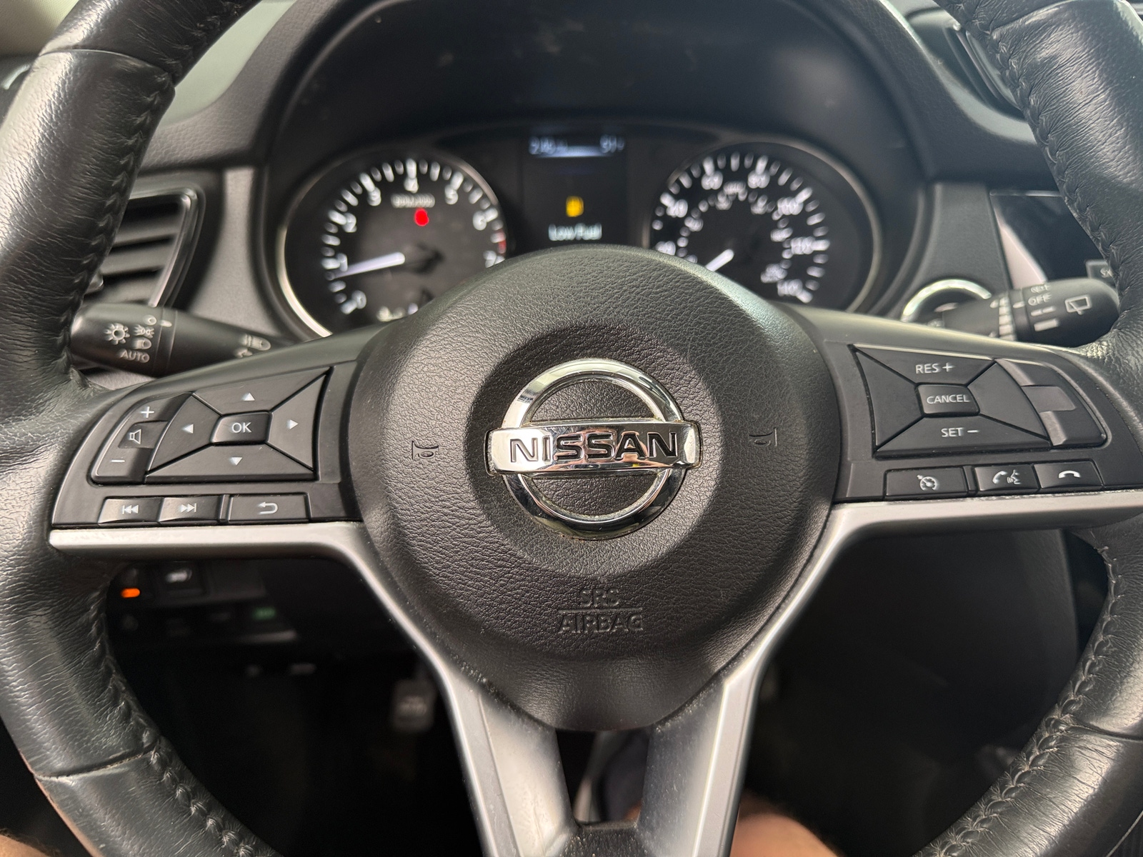 Thumbnail: 2017 Nissan Rogue - 5