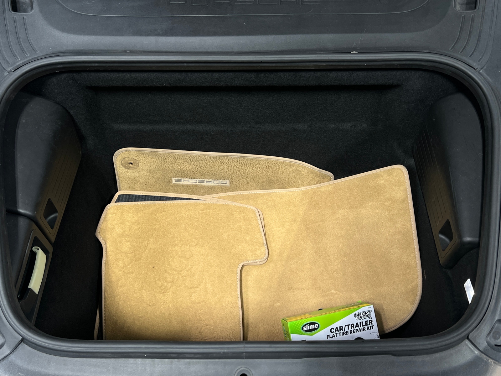 Thumbnail: 2014 Porsche 911 - 6