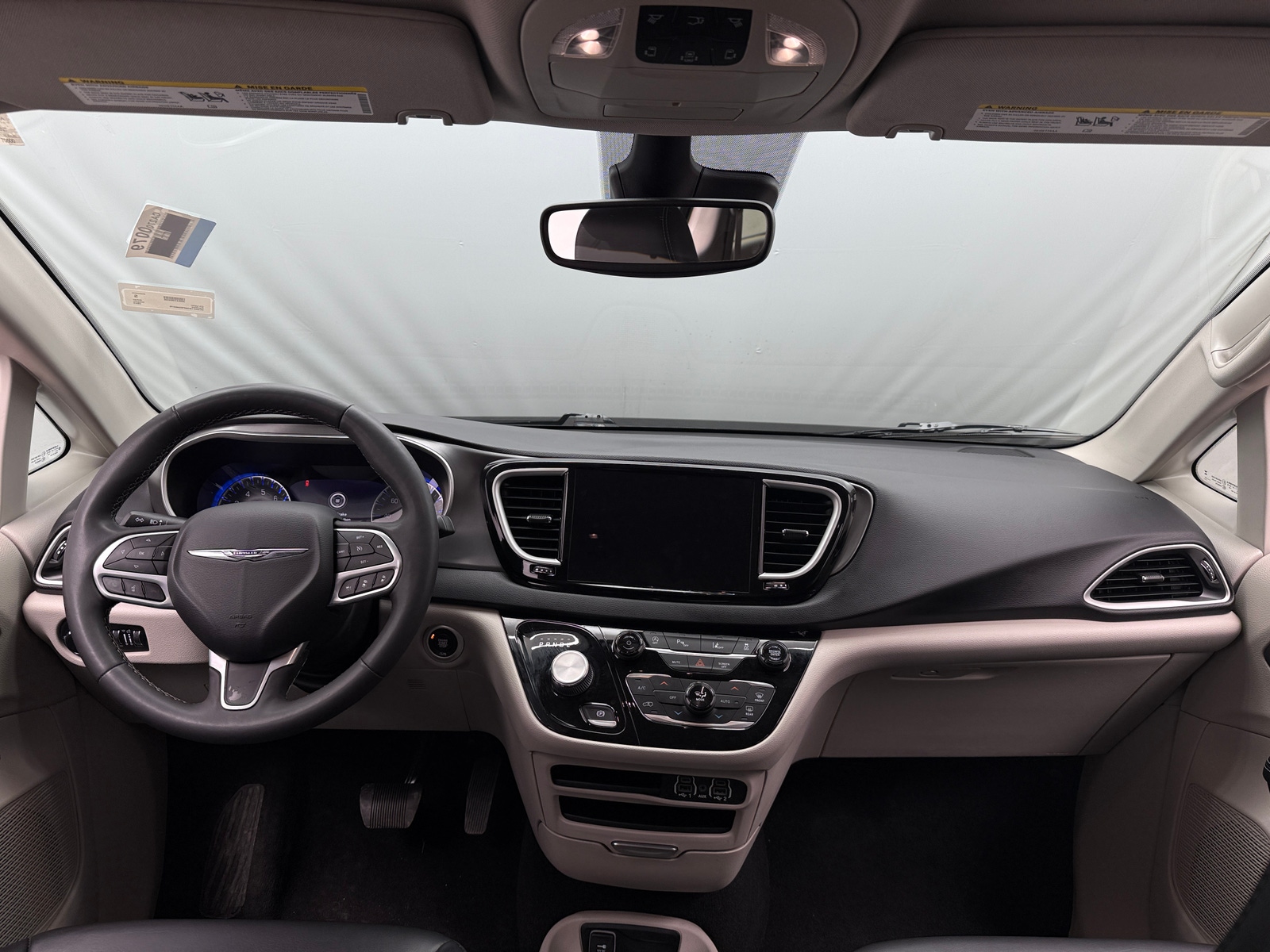 Thumbnail: 2023 Chrysler Pacifica - 2