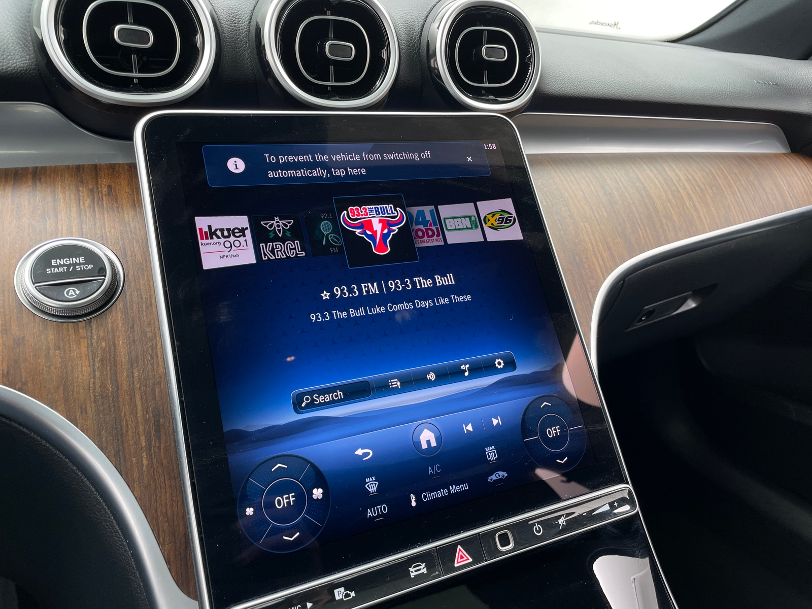 Thumbnail: 2025 Mercedes-Benz C-Class - 3