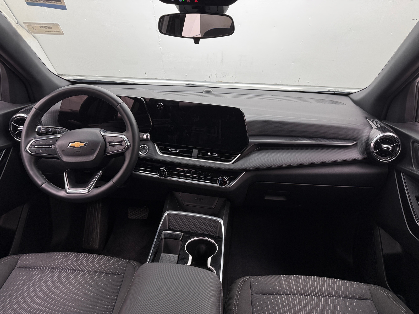 Thumbnail: 2025 Chevrolet Equinox - 3