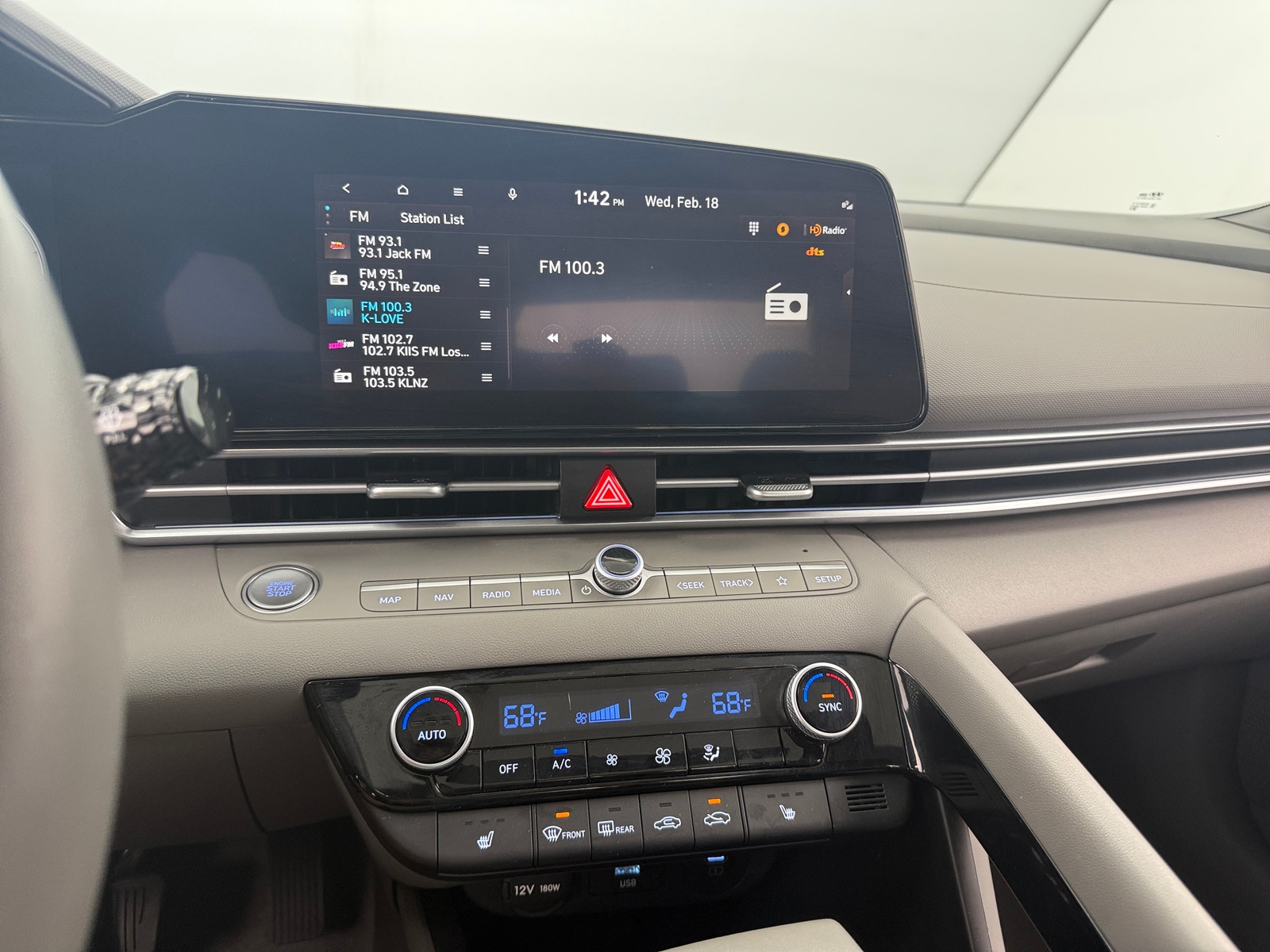 Thumbnail: 2025 Hyundai Elantra - 4