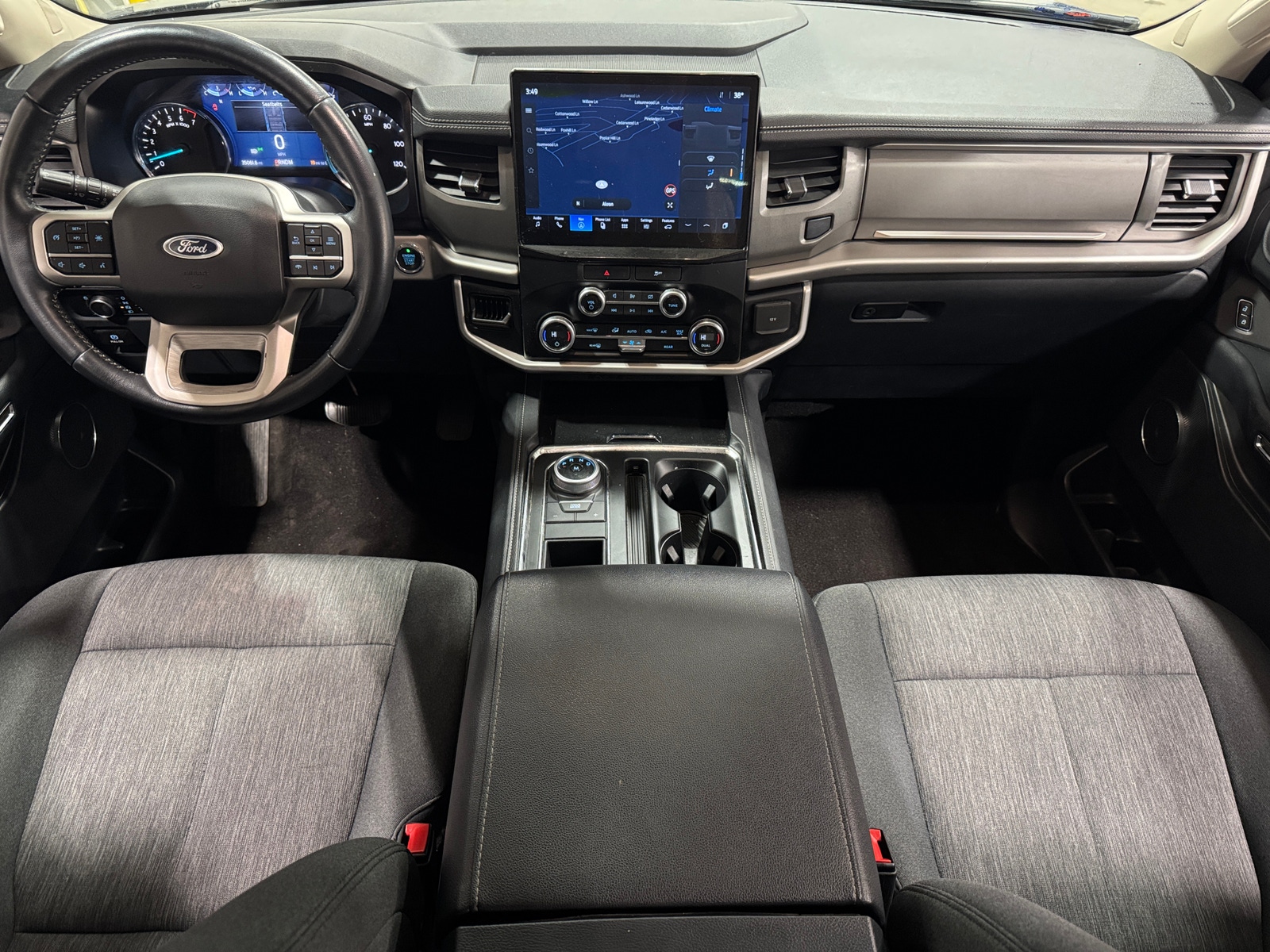 Thumbnail: 2022 Ford Expedition - 3